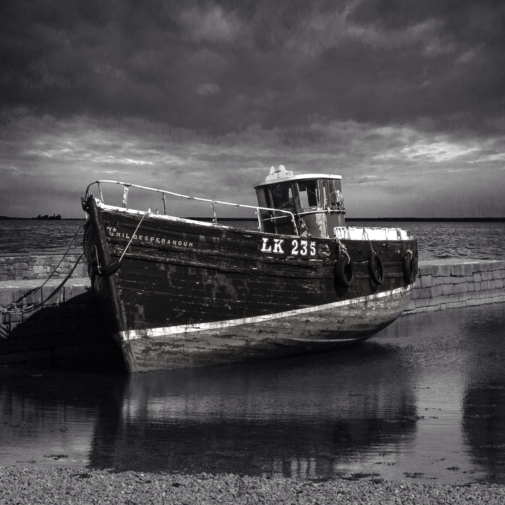 Nikon D70 sample photo. Lerwick at hays dock shetland photography