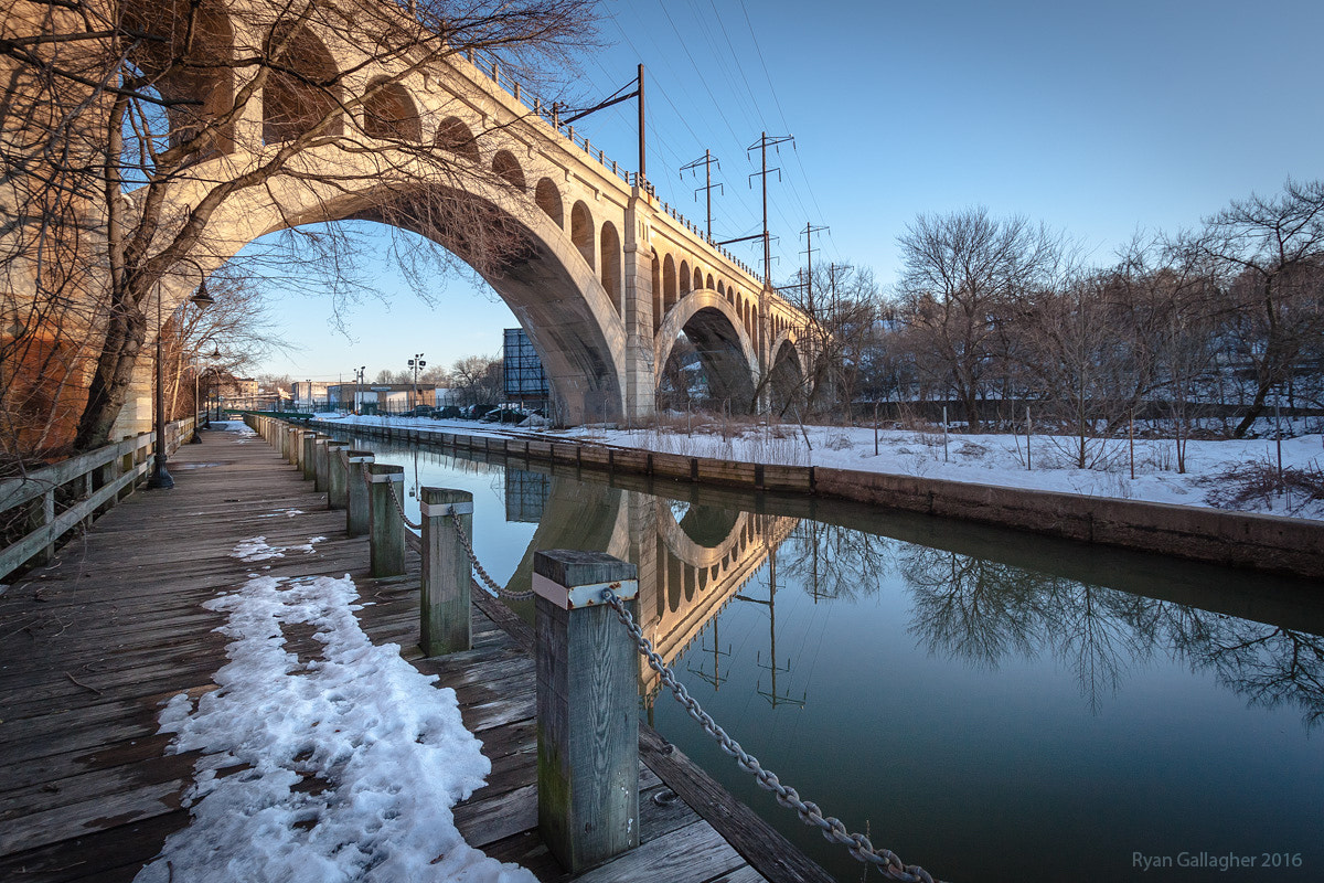 Canon EOS 500D (EOS Rebel T1i / EOS Kiss X3) sample photo. Manayunk canal reflections photography