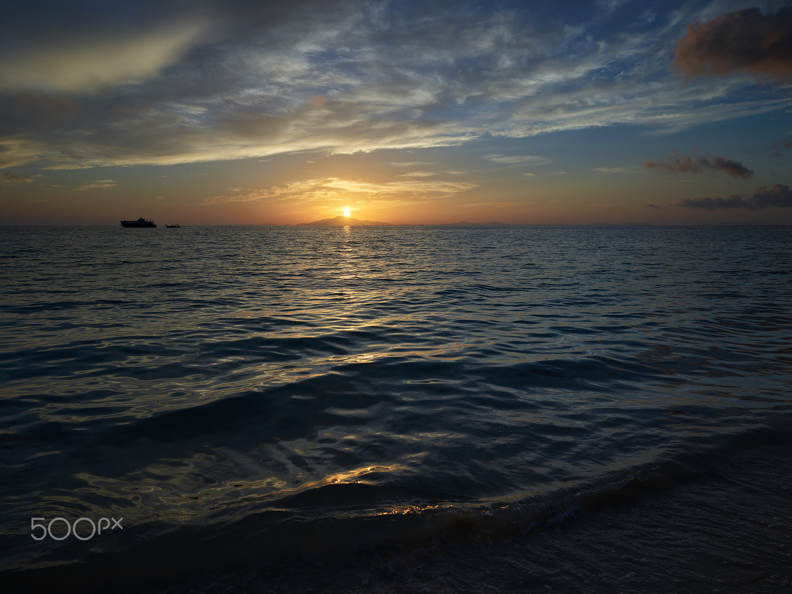 Phase One IQ3 100MP + Schneider LS 35mm f/3.5 sample photo. Phi phi sunset photography