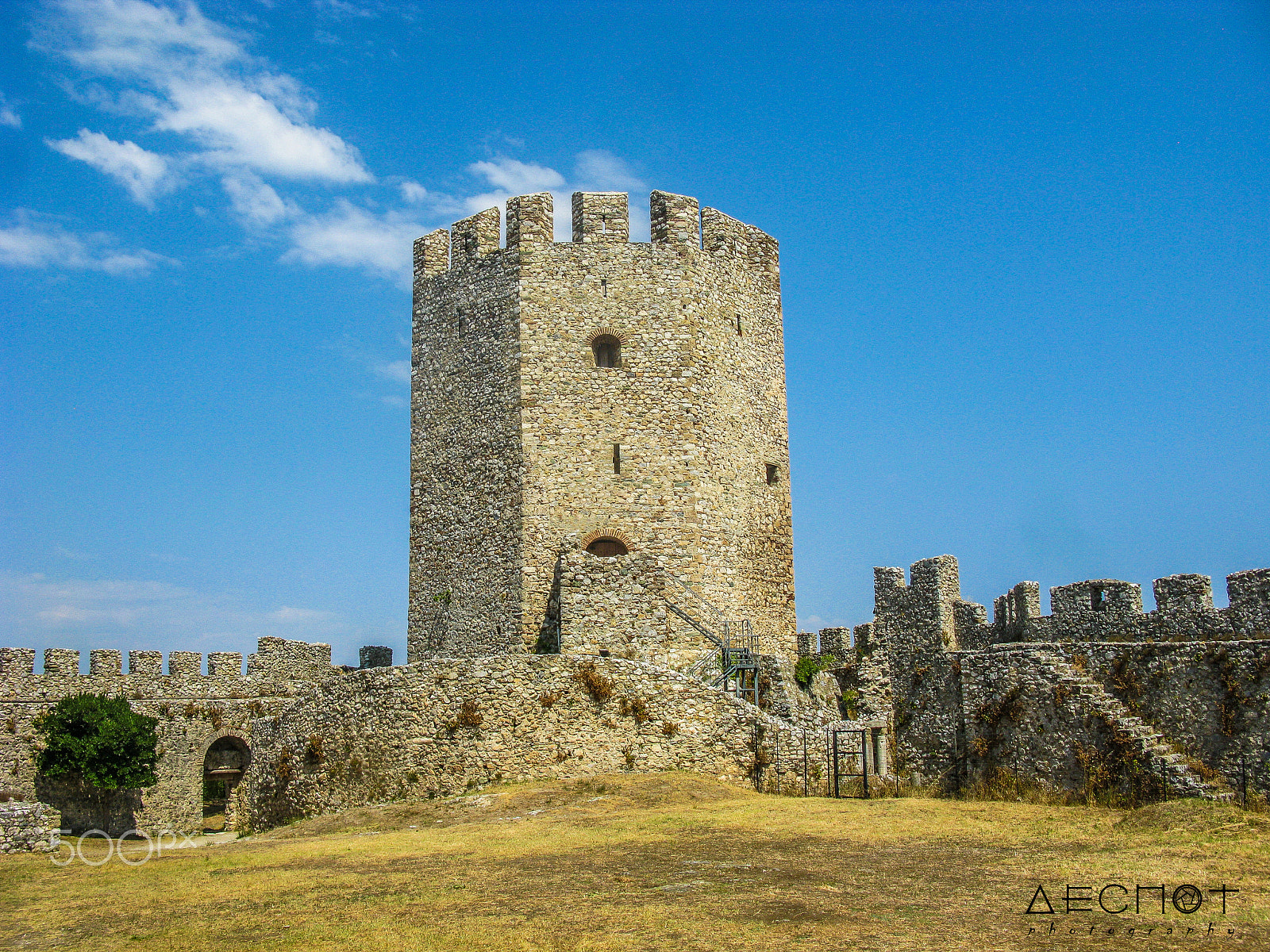 Canon POWERSHOT A650 IS sample photo. Donjon of platamonas castle photography