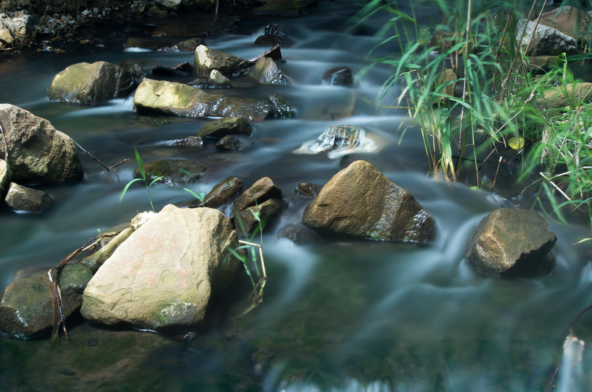 HD Pentax DA 55-300mm F4.0-5.8 ED WR sample photo. Long exposure river photography
