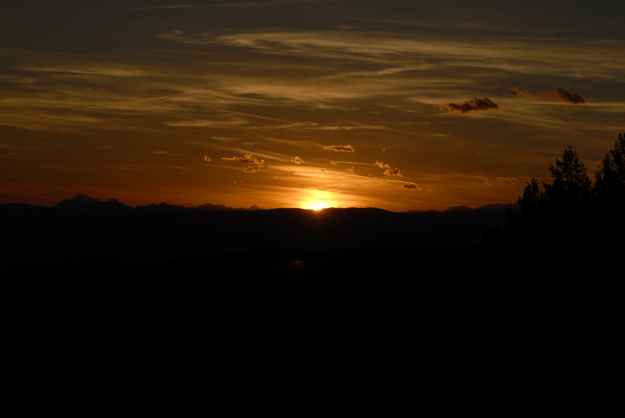 Sigma 17-70mm F2.8-4 DC Macro OS HSM sample photo. Che tramonto ragazzi... photography