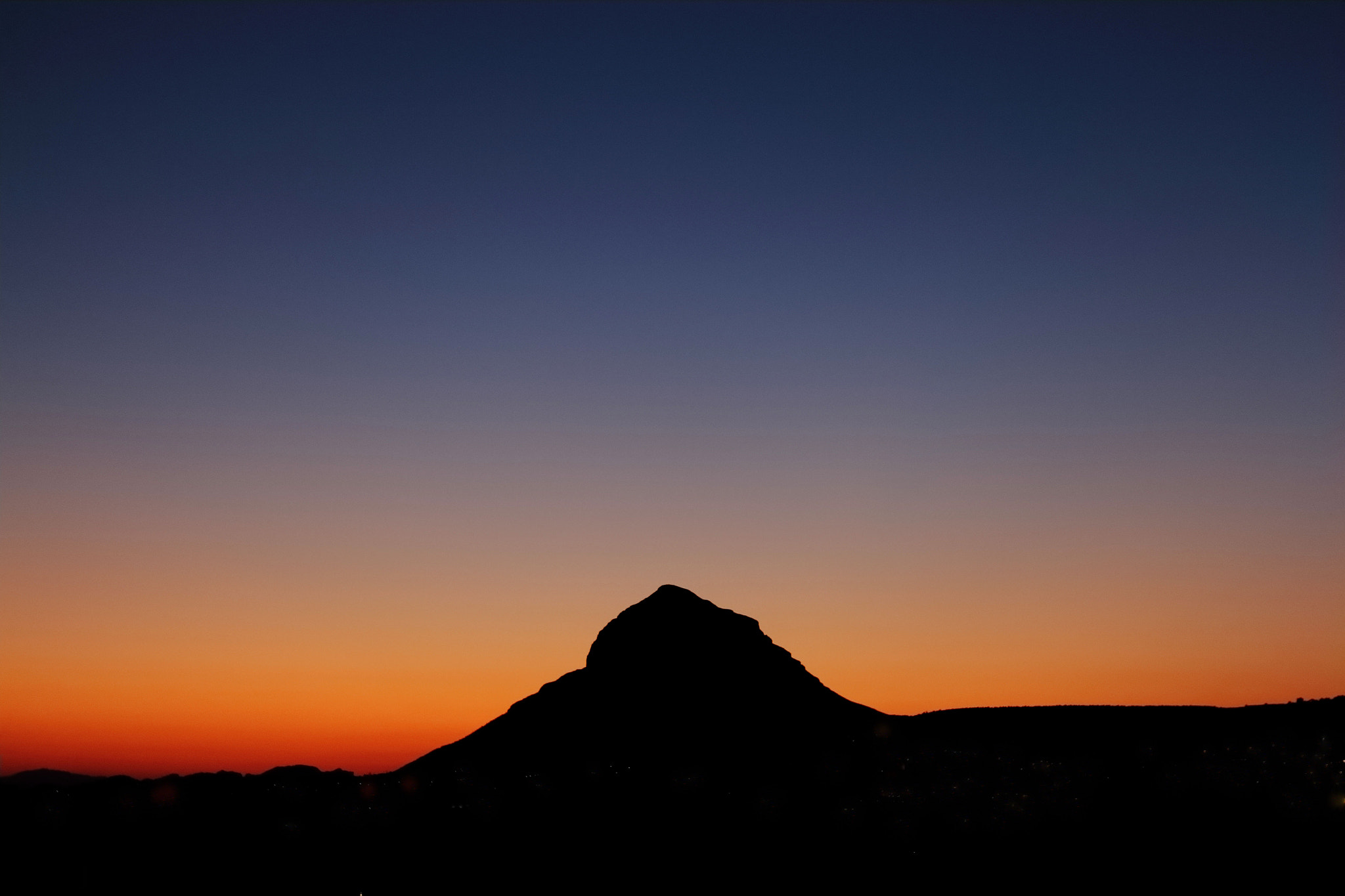 Canon EOS 60D + Canon EF 16-35mm F4L IS USM sample photo. Atardecer en el montgo photography