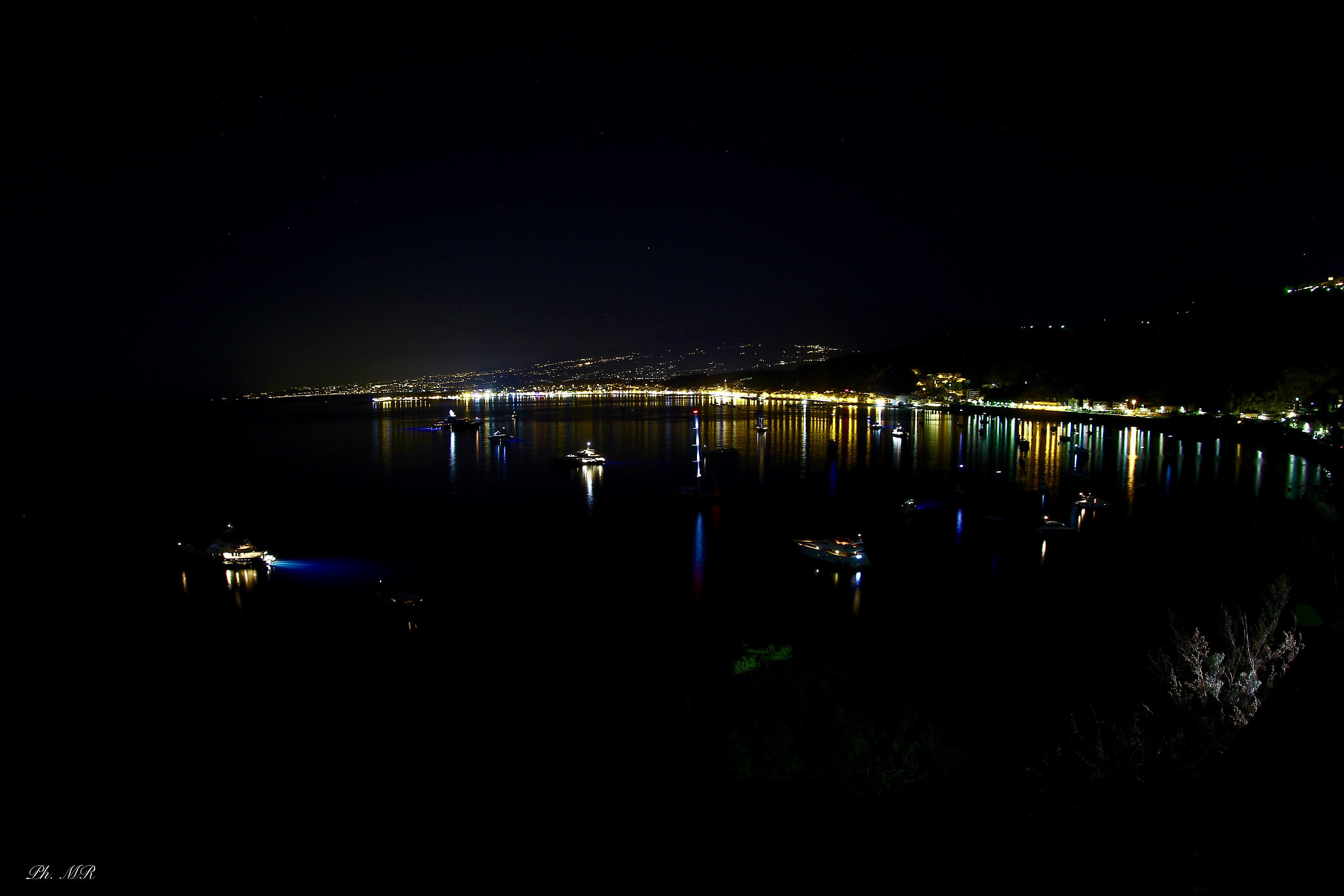 Canon EF 8-15mm F4L Fisheye USM sample photo. La baia (the bay) photography
