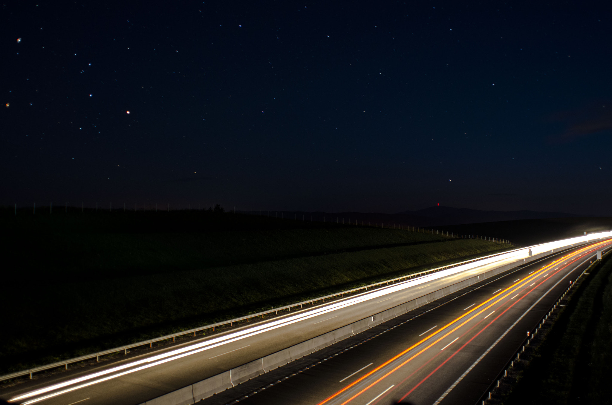 Nikon D7000 + Nikon AF Nikkor 20mm F2.8D sample photo. Nightscape ride photography