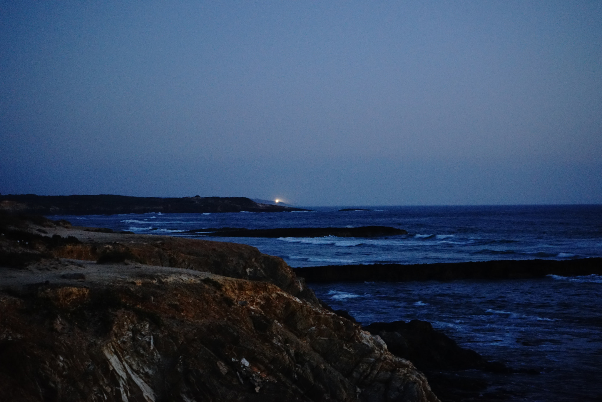 Sony FE 28-70mm F3.5-5.6 OSS sample photo. The lighthouse  photography