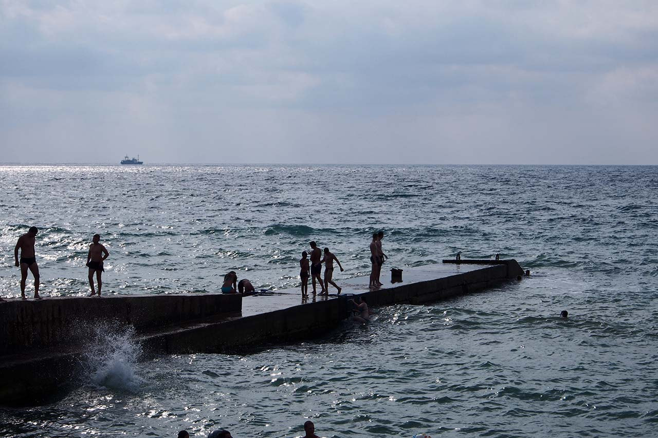 LUMIX G VARIO PZ 14-42/F3.5-5.6 sample photo. Crimea, start of storm photography