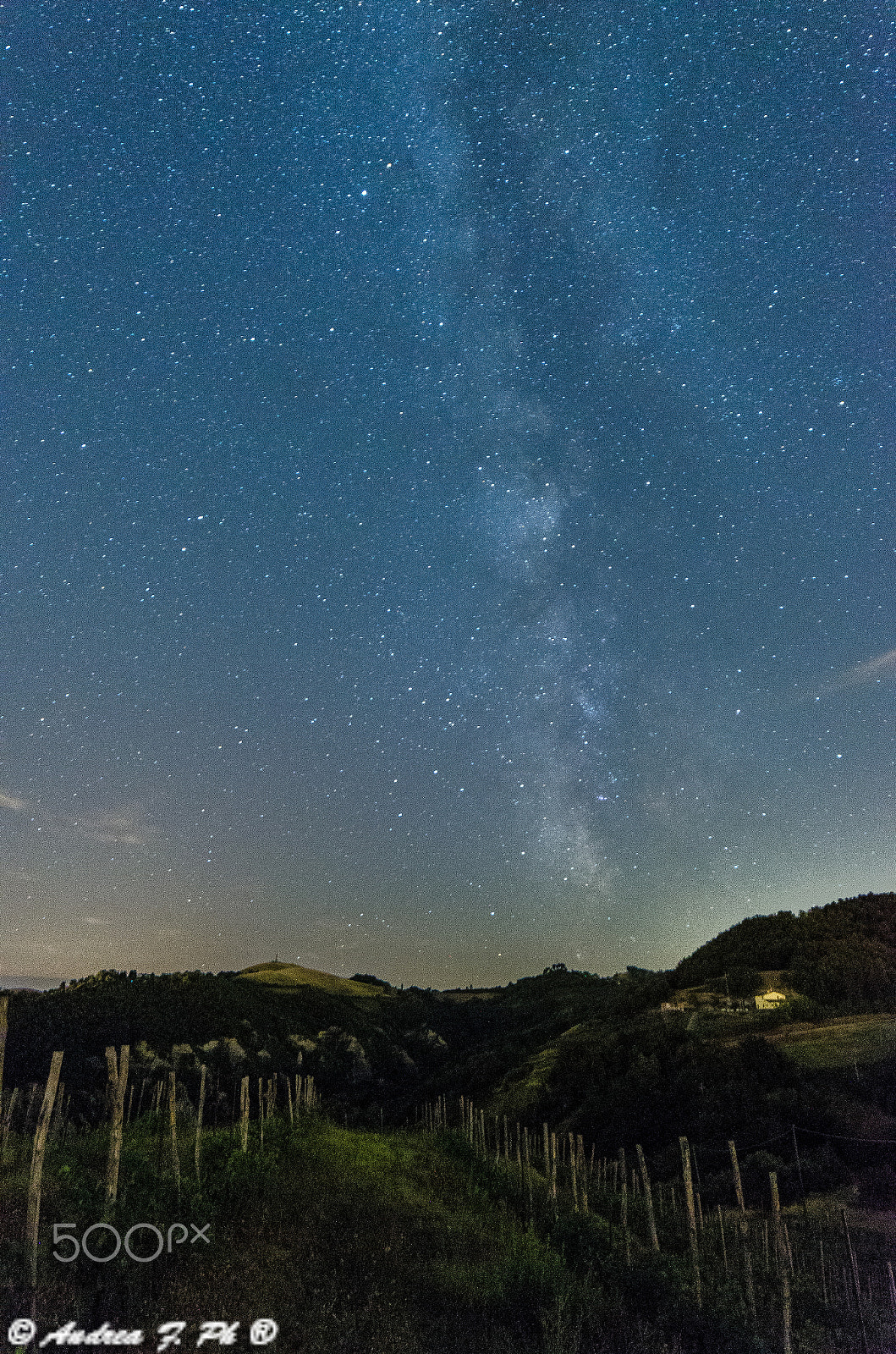 Samyang 14mm F2.8 ED AS IF UMC sample photo. A night dreaming in the hill photography