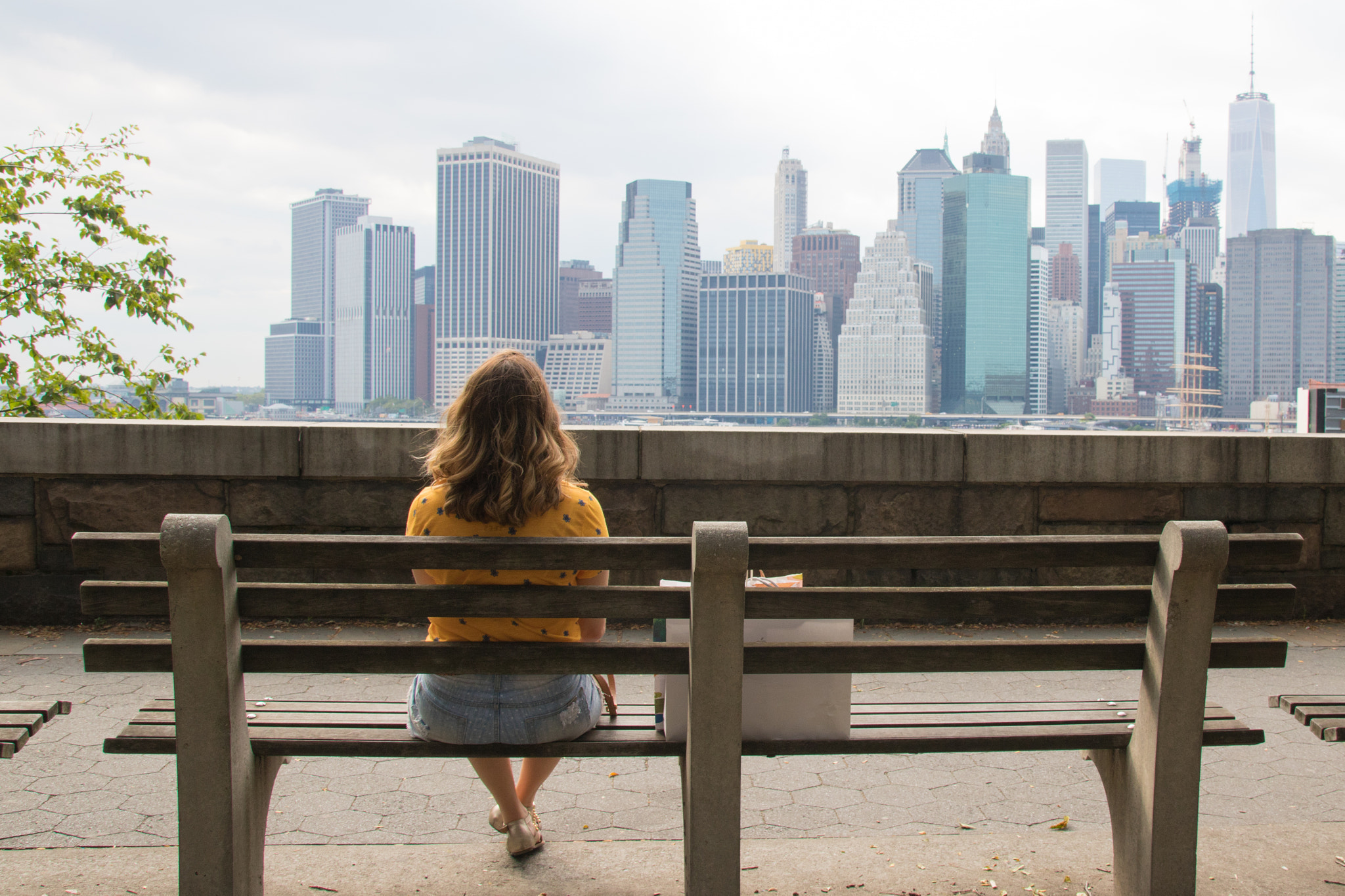 Sigma 18-250mm F3.5-6.3 DC OS HSM sample photo. The girl and the city photography