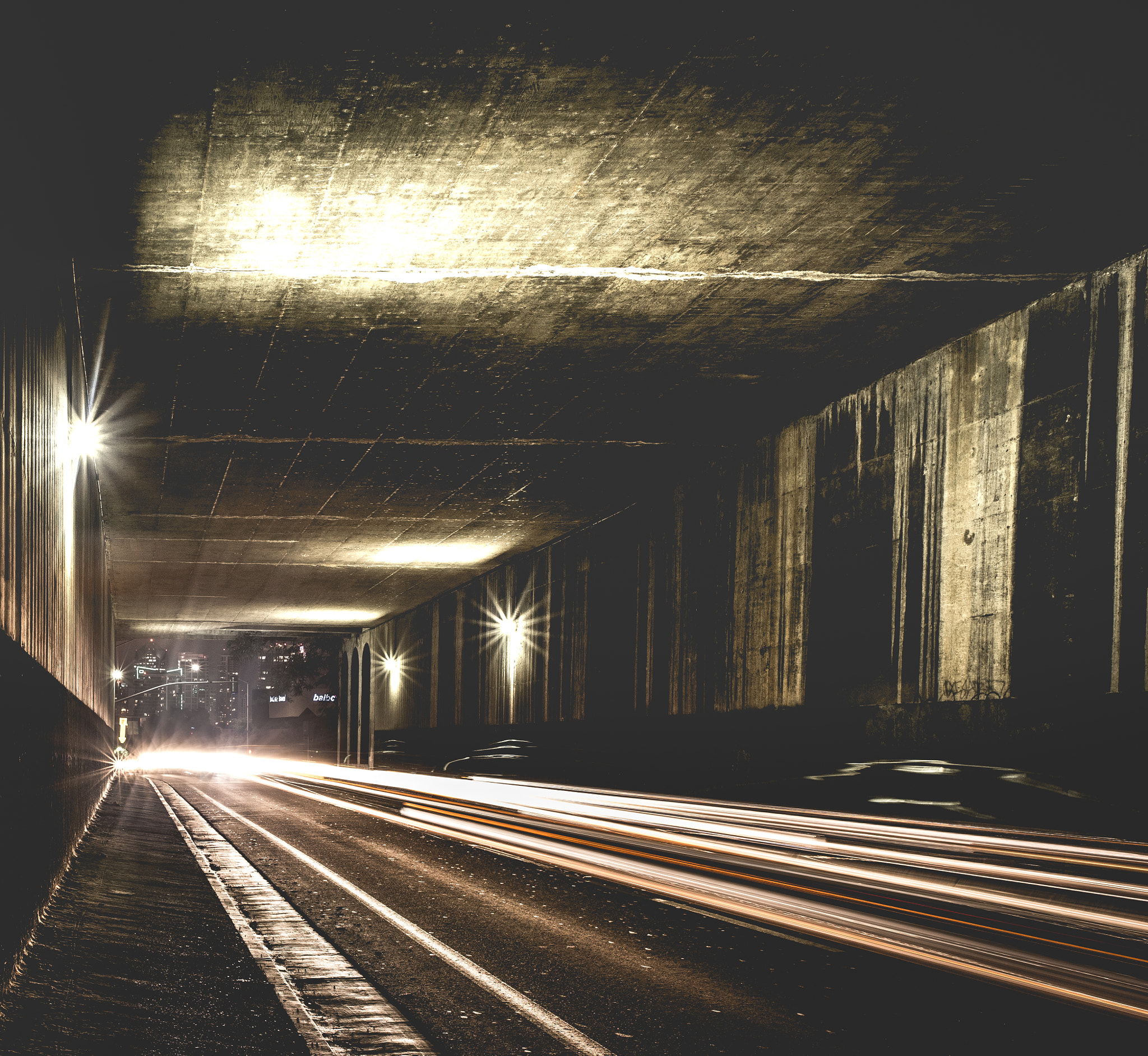 Nikon AF-S Nikkor 24mm F1.8G ED sample photo. Tunnel vision photography