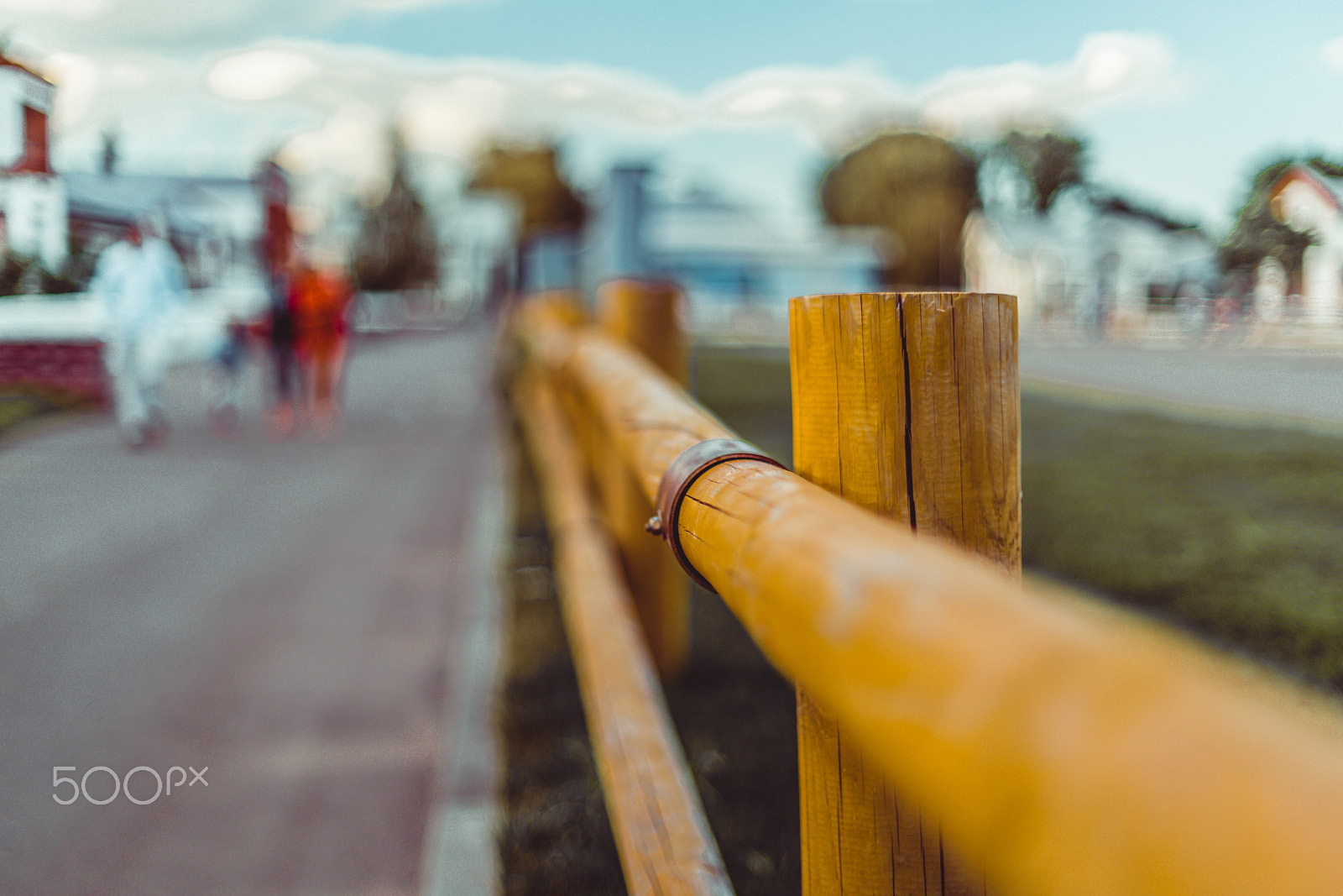 Sony a7R II + Sony 50mm F1.4 sample photo. Summer days photography