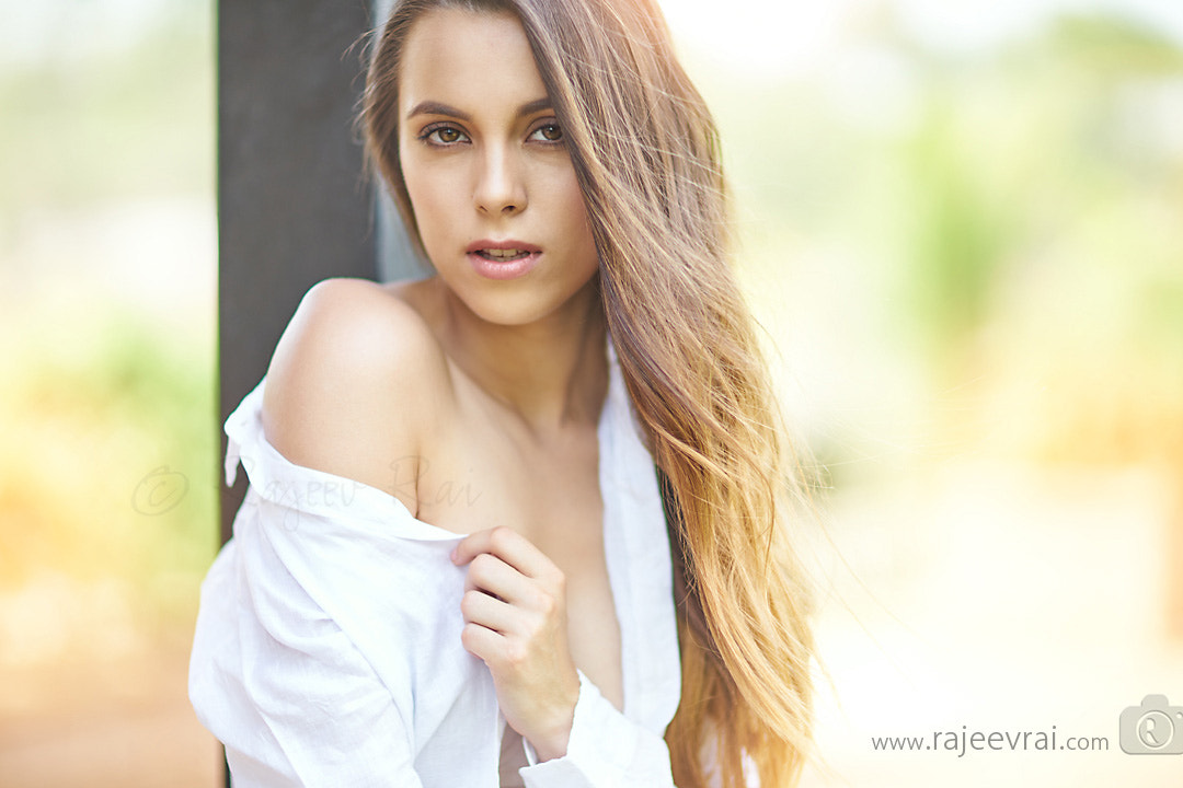 85mm F1.2 G SSM II sample photo. Jelka white shirt photography