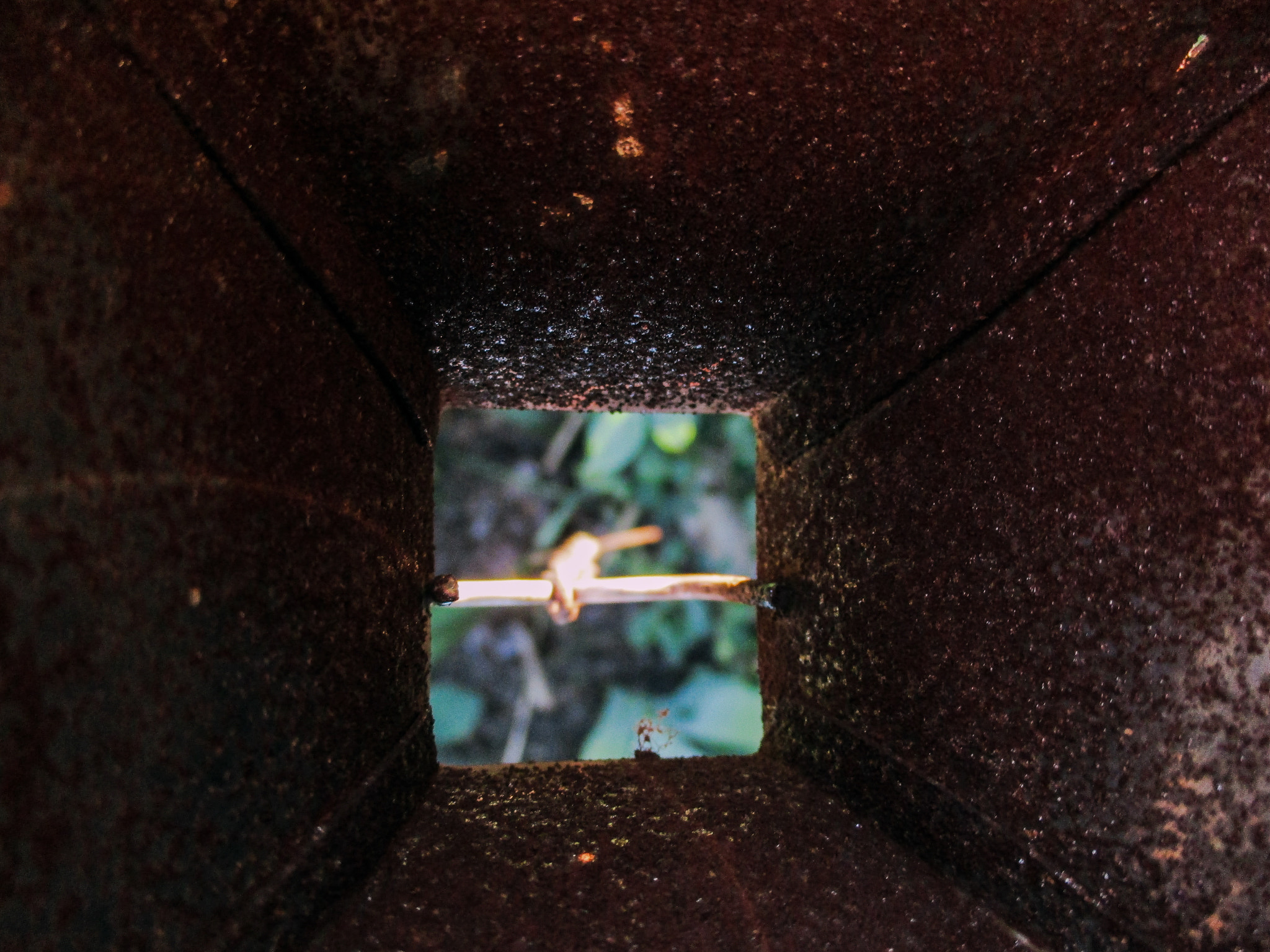 Canon PowerShot ELPH 160 (IXUS 160 / IXY 150) sample photo. Rusty drain photography