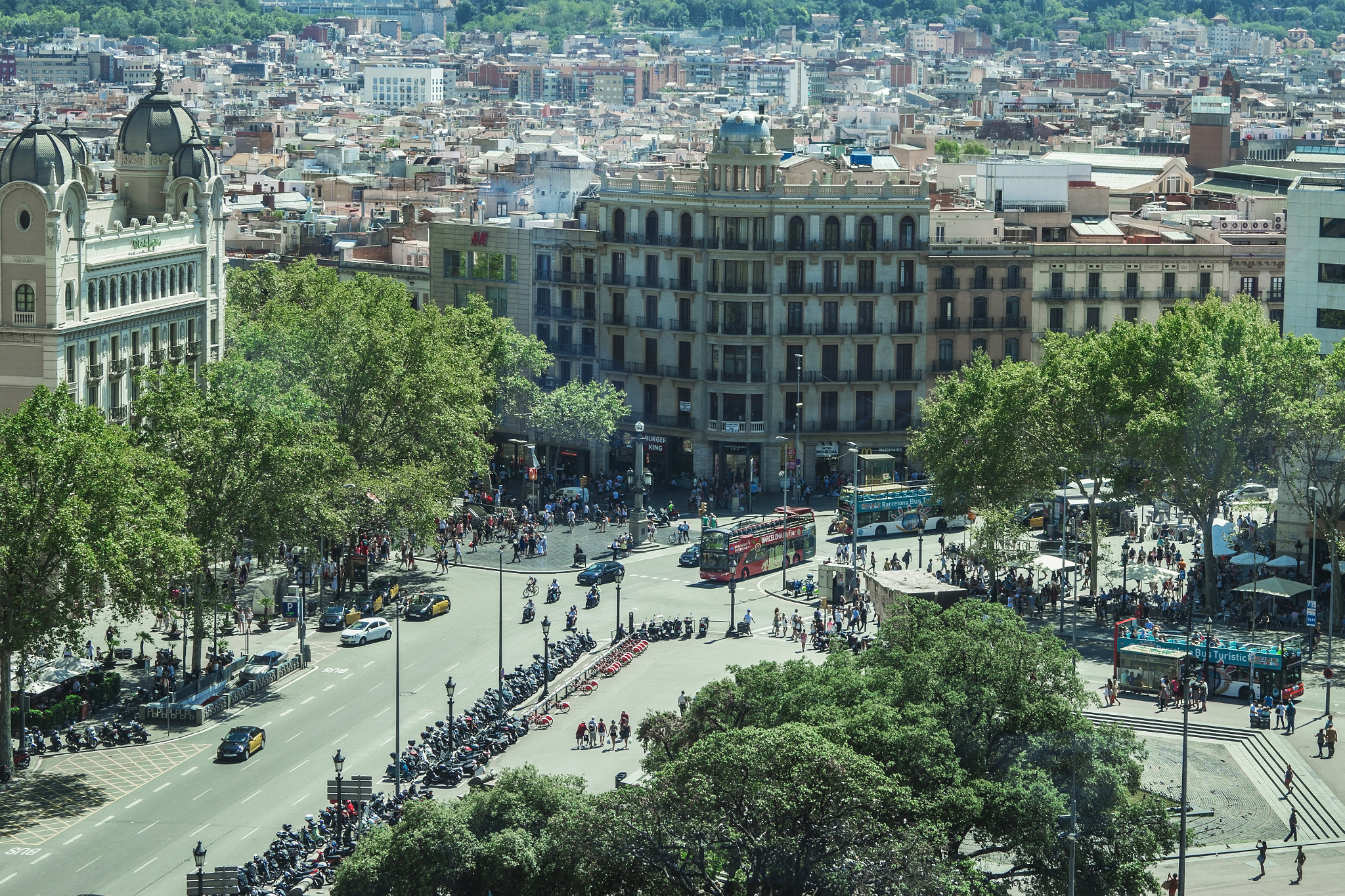 Sony 70-400mm F4-5.6 G SSM sample photo. Barcelona. spain. photography