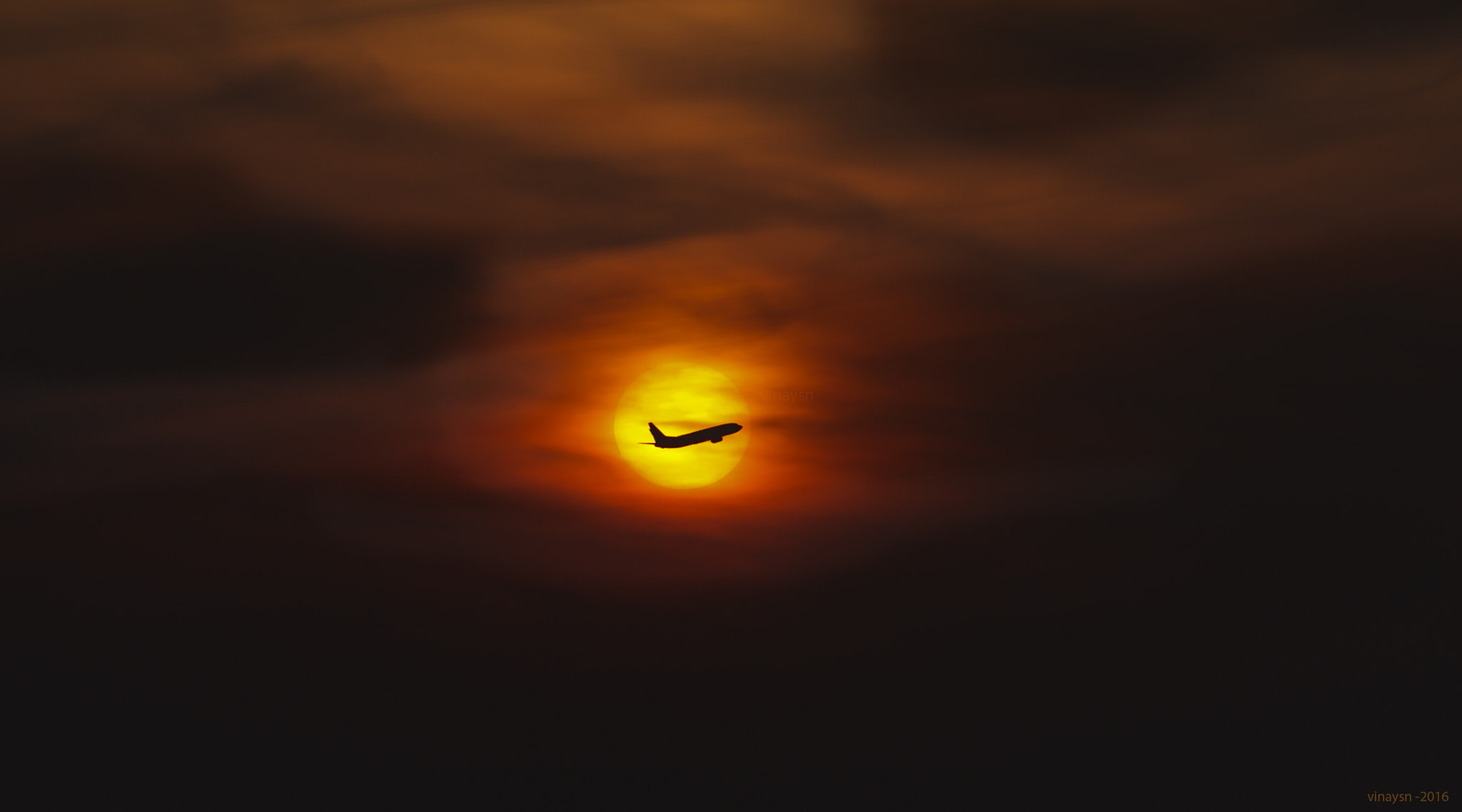 Canon EF 70-300mm F4-5.6L IS USM sample photo. Flypast photography
