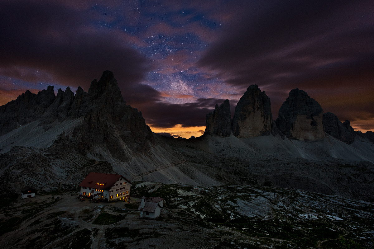 Nikon D750 + Nikon AF Nikkor 20mm F2.8D sample photo. Milky way at the tre cime di lavaredo photography