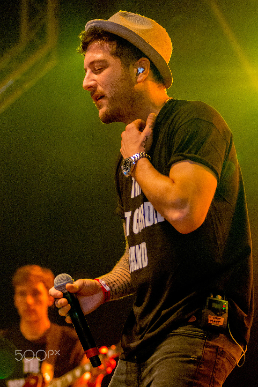 Sigma 70-200mm F2.8 EX DG OS HSM sample photo. Matt cardle with the trevor horn band at wickham festival 2016 photography