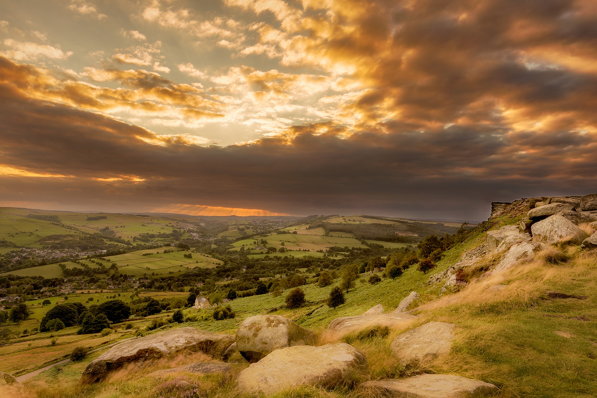 Sigma 12-24mm F4.5-5.6 II DG HSM sample photo. Curbar edge photography