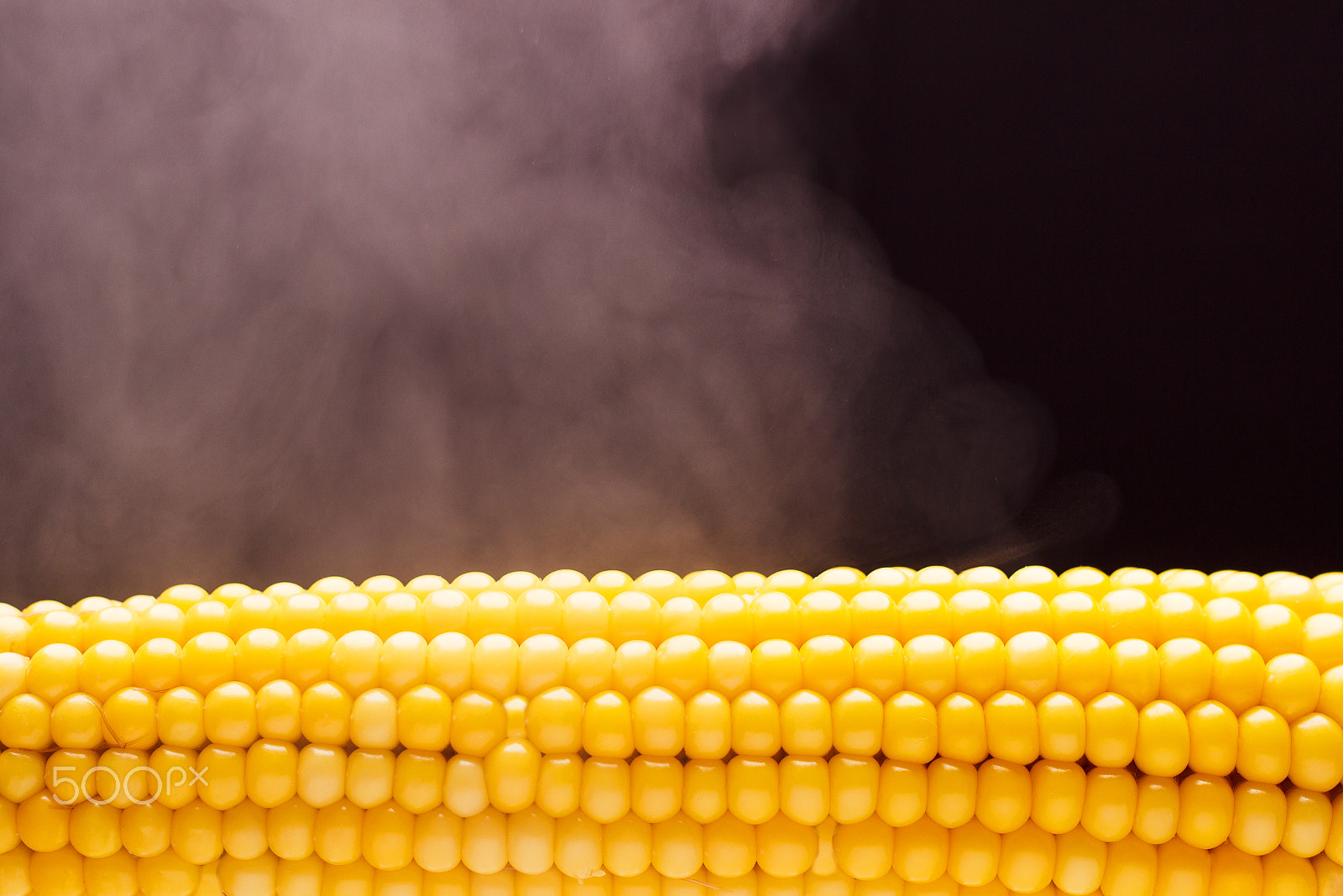 Canon EOS 600D (Rebel EOS T3i / EOS Kiss X5) + Canon EF 50mm F1.8 II sample photo. The ear of yellow boiled corn photography