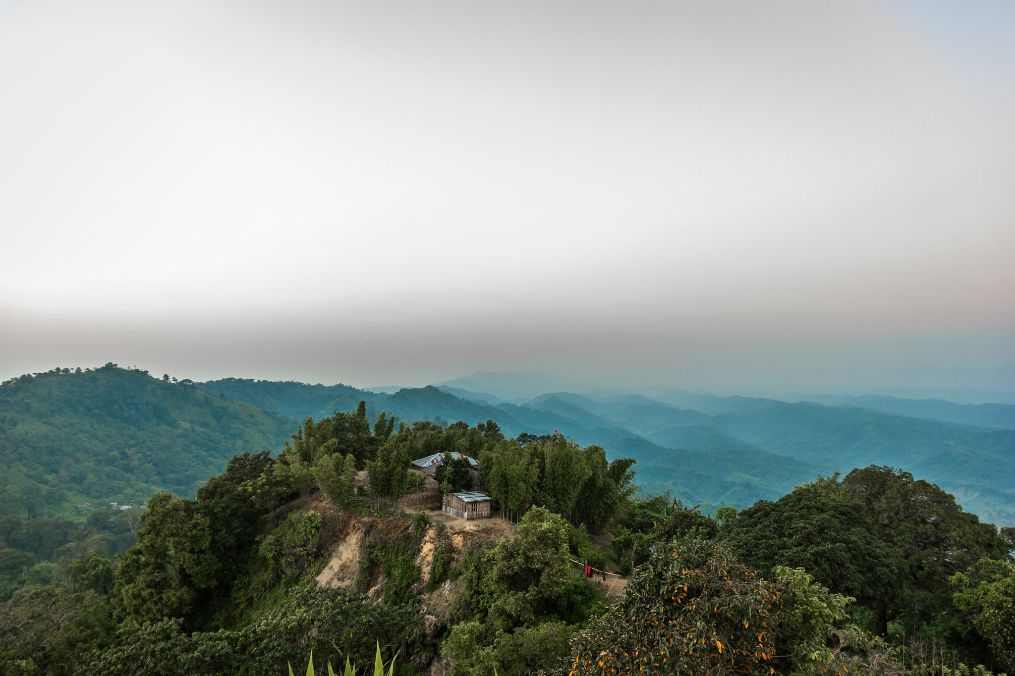 Canon EOS 550D (EOS Rebel T2i / EOS Kiss X4) sample photo. Serene beauty of solemn village on top of konglak, sajek, khagrachhari, bangladesh photography