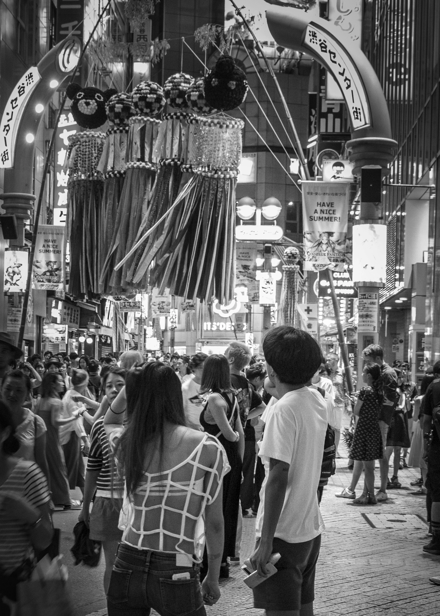 Canon EOS 100D (EOS Rebel SL1 / EOS Kiss X7) sample photo. Shibuya junction photography
