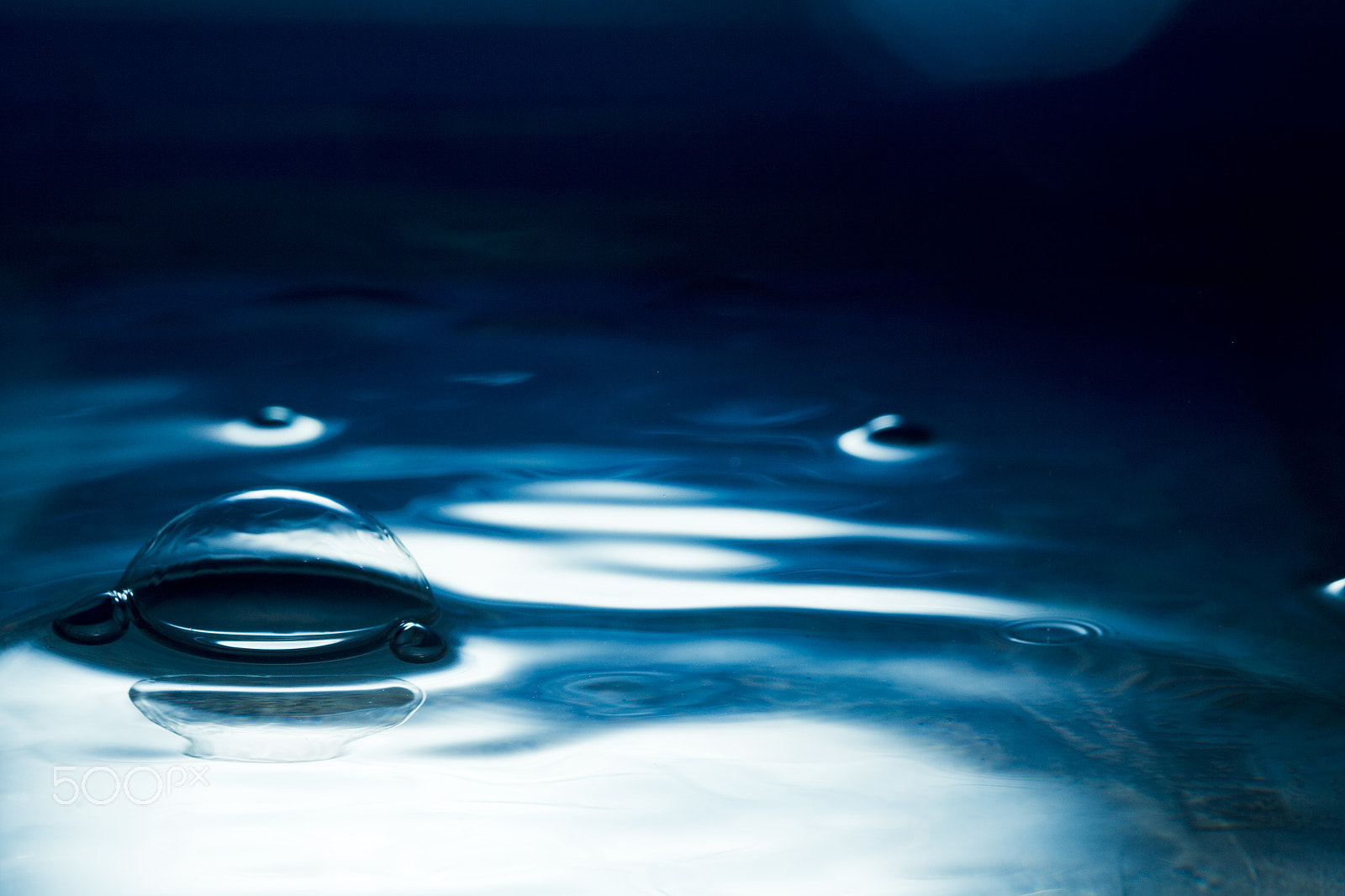 Canon EOS-1D Mark IV sample photo. Water. drops. spray. wavelets. photography