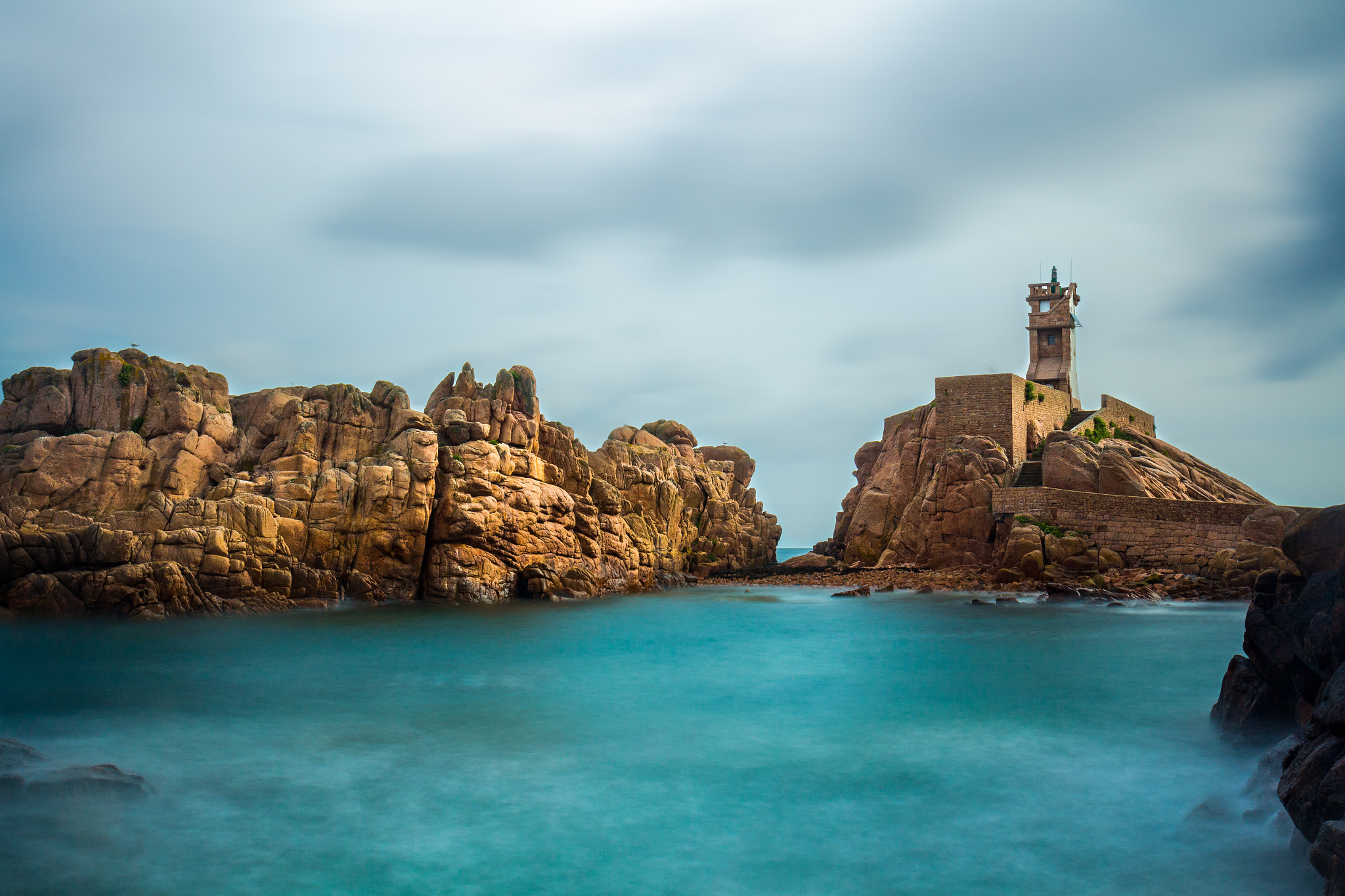Canon EF 24-70mm F4L IS USM sample photo. Paon's ligthouse photography