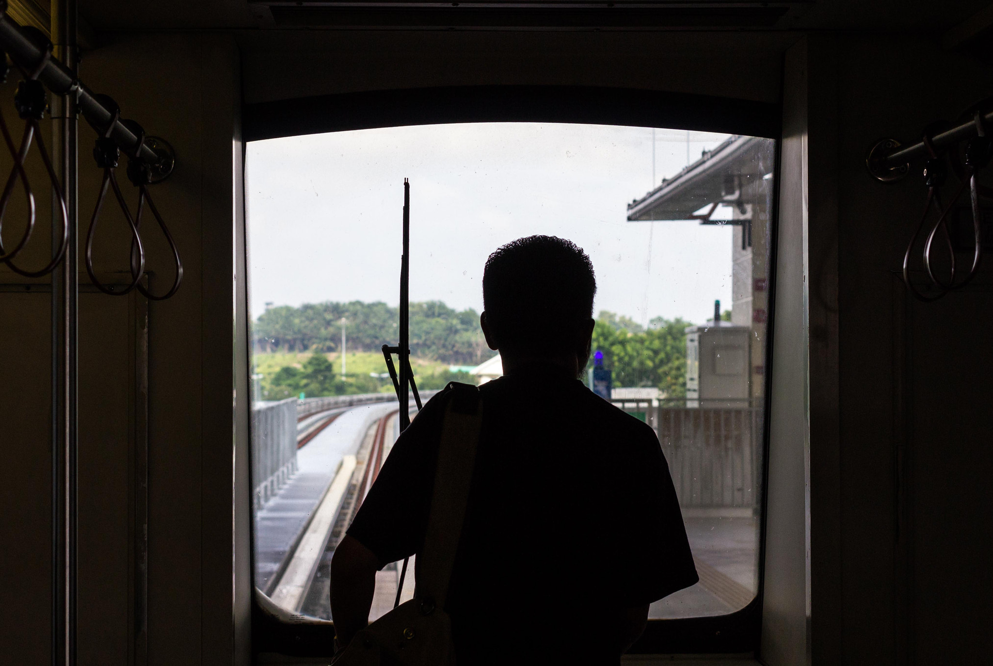 Canon EOS 1200D (EOS Rebel T5 / EOS Kiss X70 / EOS Hi) + Canon EF 40mm F2.8 STM sample photo. Silhouette photography