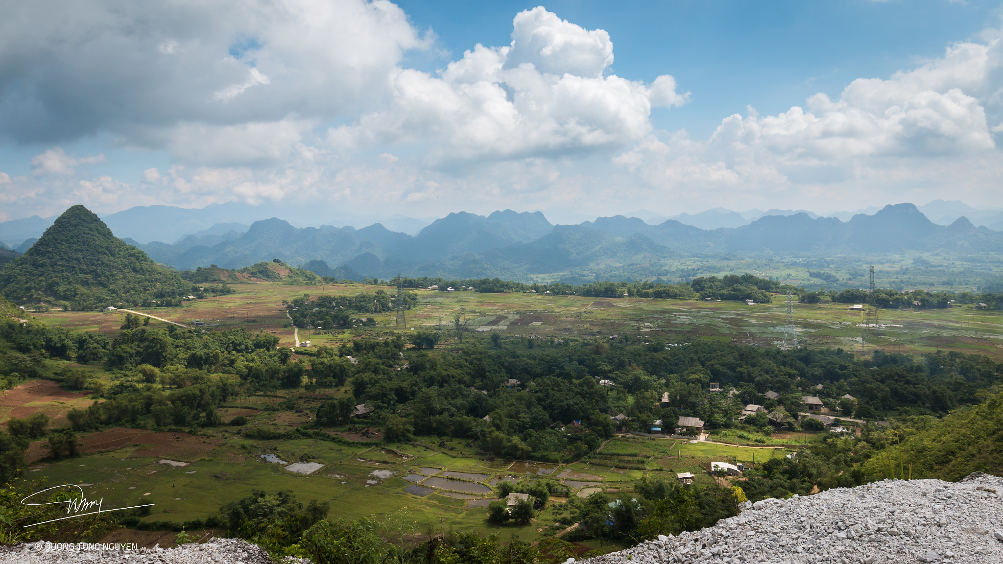 Canon EOS 70D + Canon EF 16-35mm F4L IS USM sample photo. Mai châu hòa bình photography