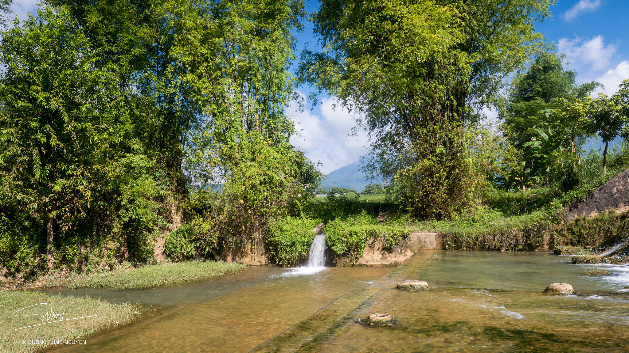 Canon EOS 70D + Canon EF 16-35mm F4L IS USM sample photo. Mai châu hòa bình photography