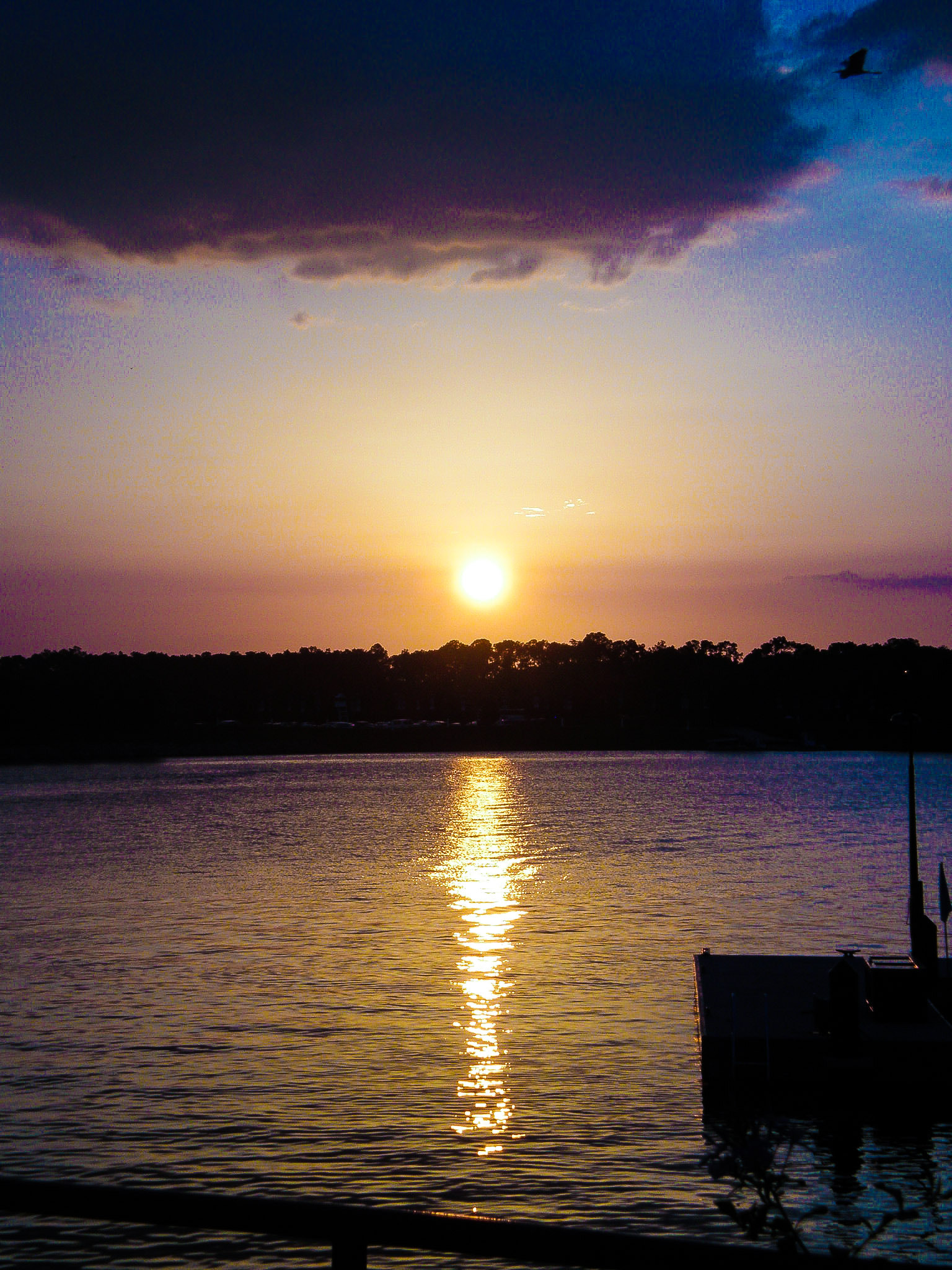 Olympus FE280,X820,C520 sample photo. Sunset horizon photography