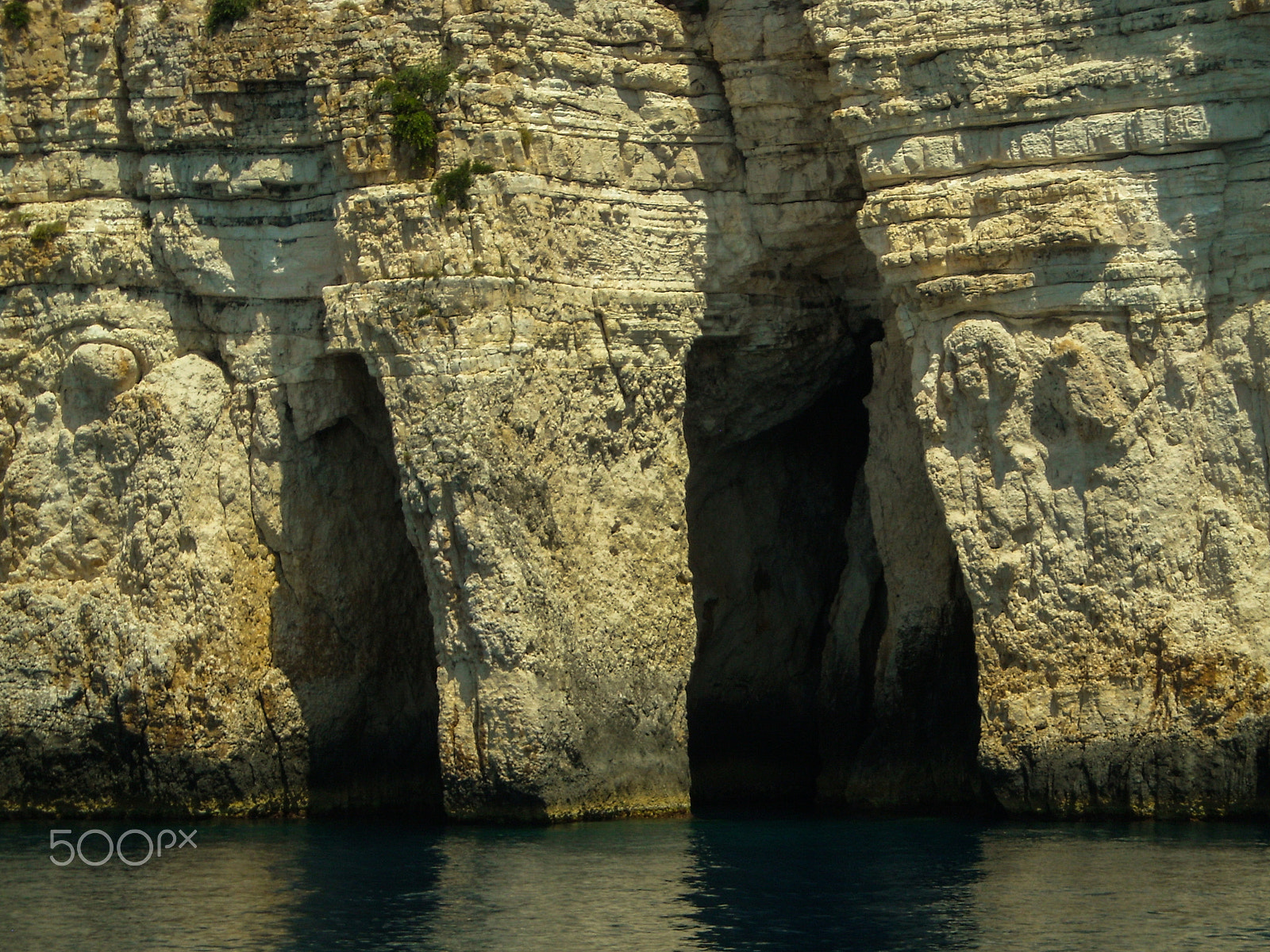Nikon COOLPIX L15 sample photo. Sea rock photography