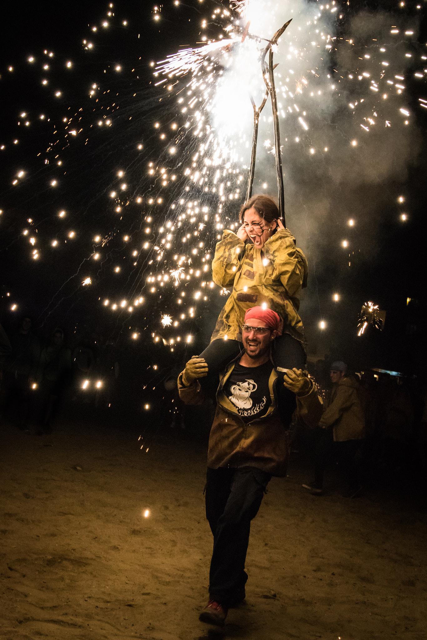 Sigma 24-105mm f/4 DG OS HSM | A sample photo. Correfoc amb els diables de terrassa photography