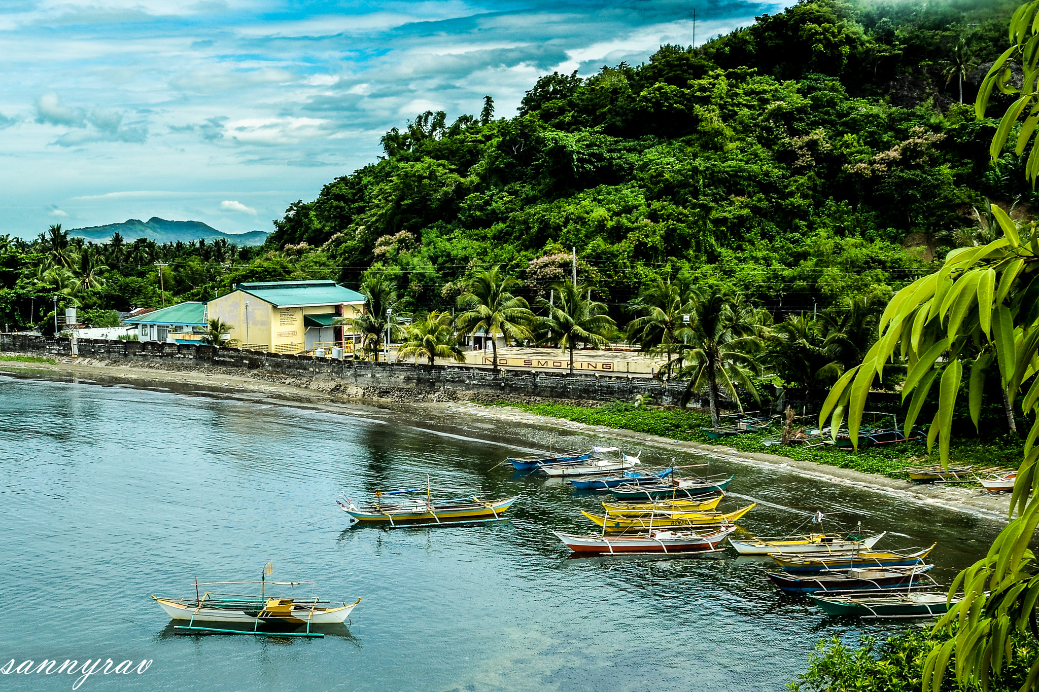 Nikon D7000 + Nikon AF Nikkor 24mm F2.8D sample photo. Fishing boats photography