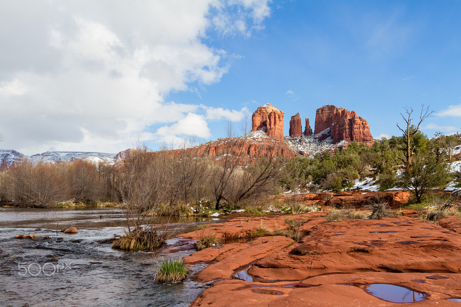 Canon EOS 7D + Canon EF 20-35mm f/2.8L sample photo. Cathedral rock in winter photography