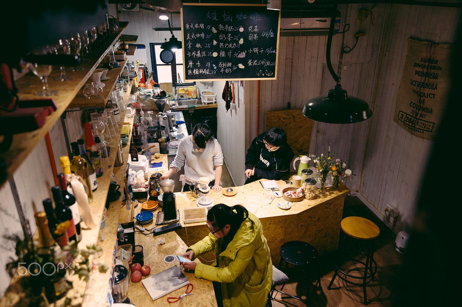 Tamron SP 15-30mm F2.8 Di VC USD sample photo. Annoyance coffee shop photography