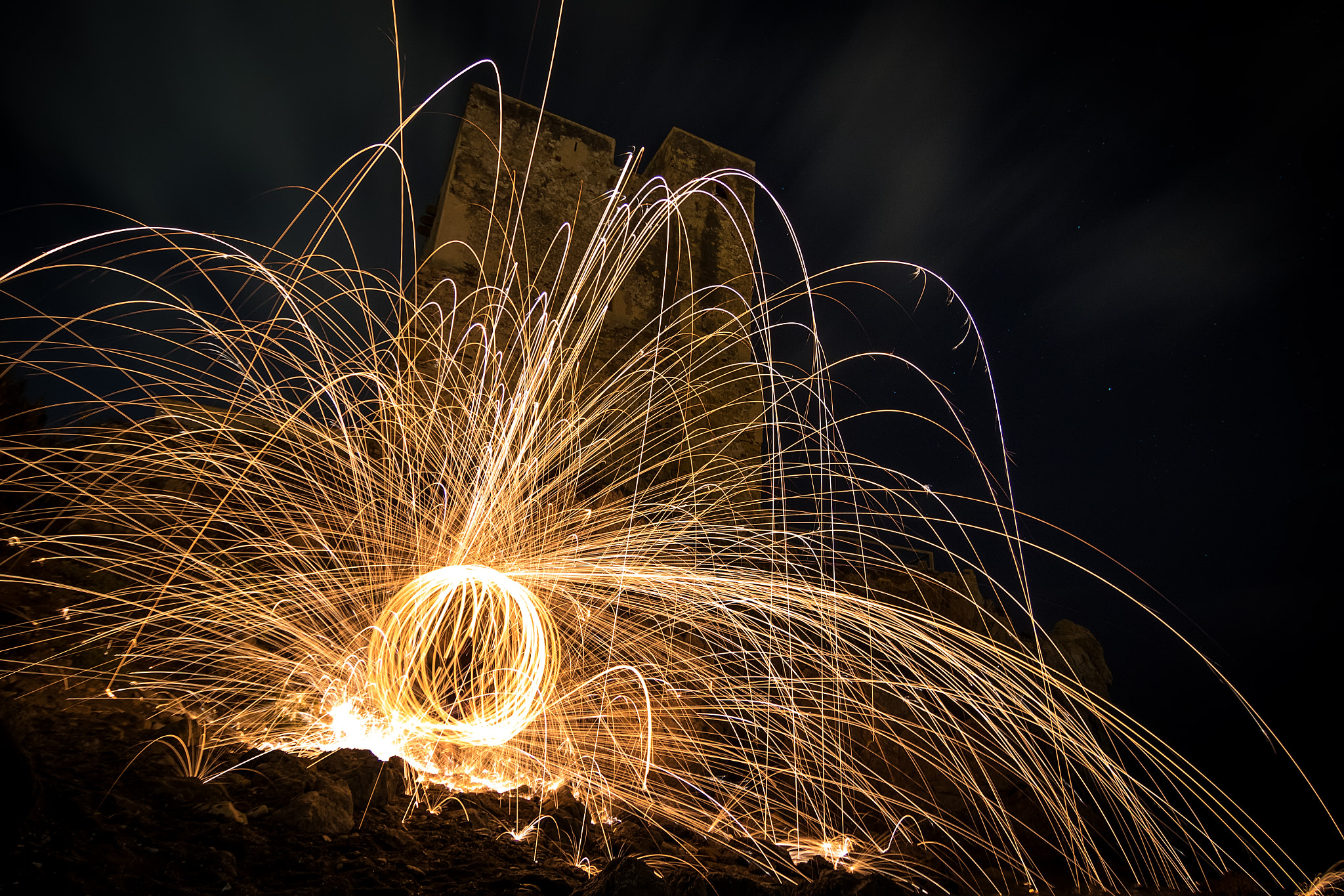 Tokina AT-X Pro 12-24mm F4 (IF) DX sample photo. Chispas por casares 2 photography