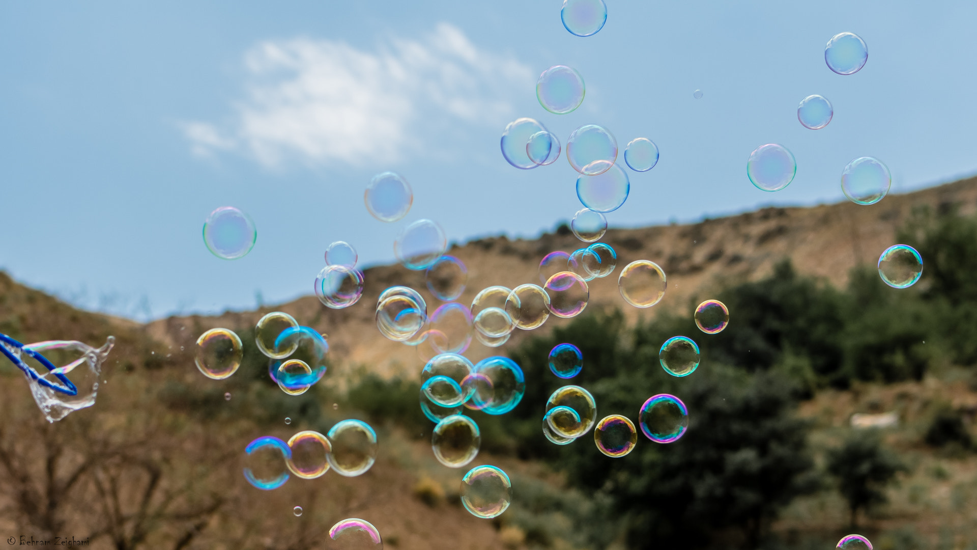 Nikon D5500 + Tamron SP 35mm F1.8 Di VC USD sample photo. Bubbles union photography