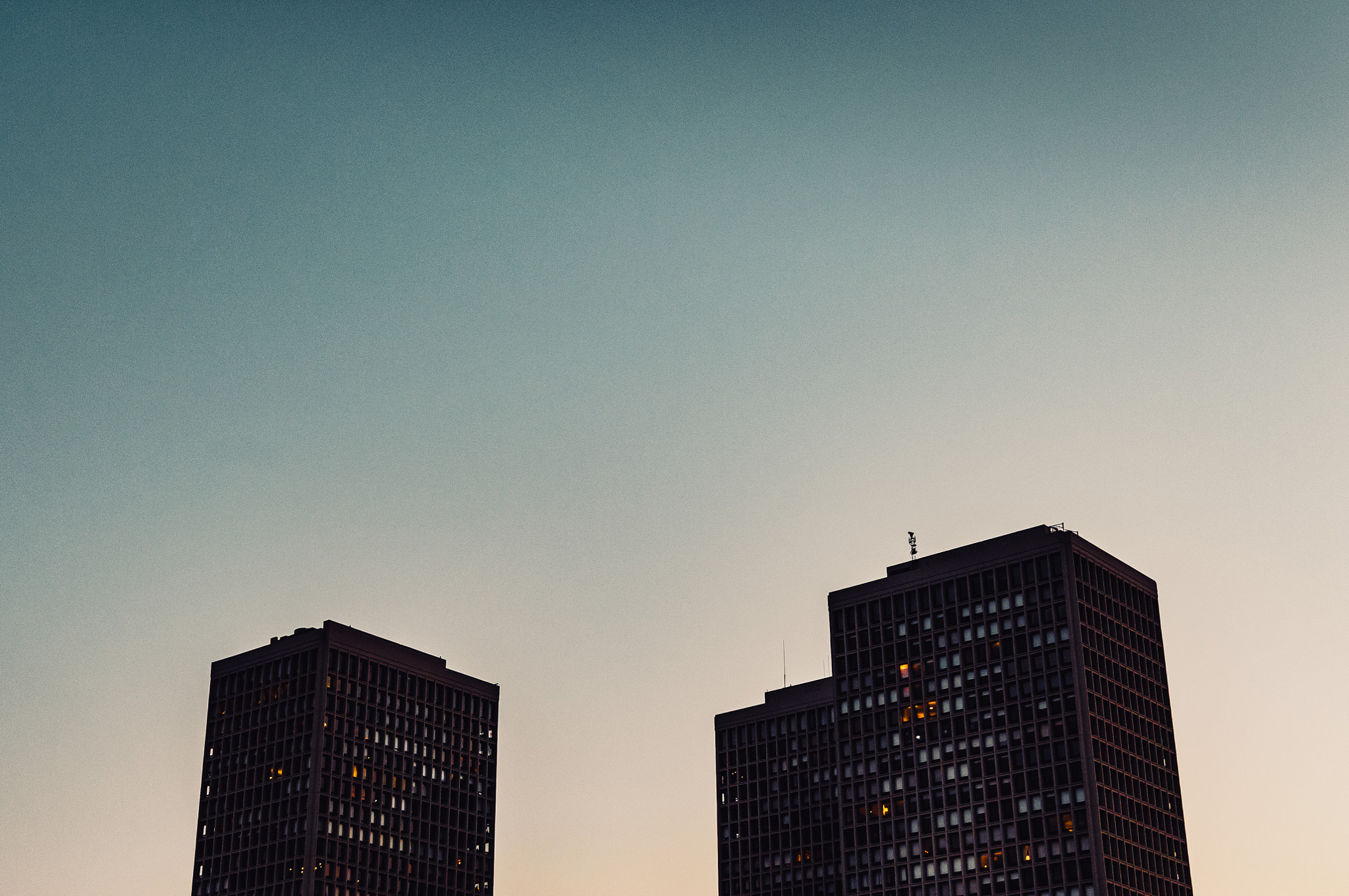 Nikon D300 sample photo. Skyline photography