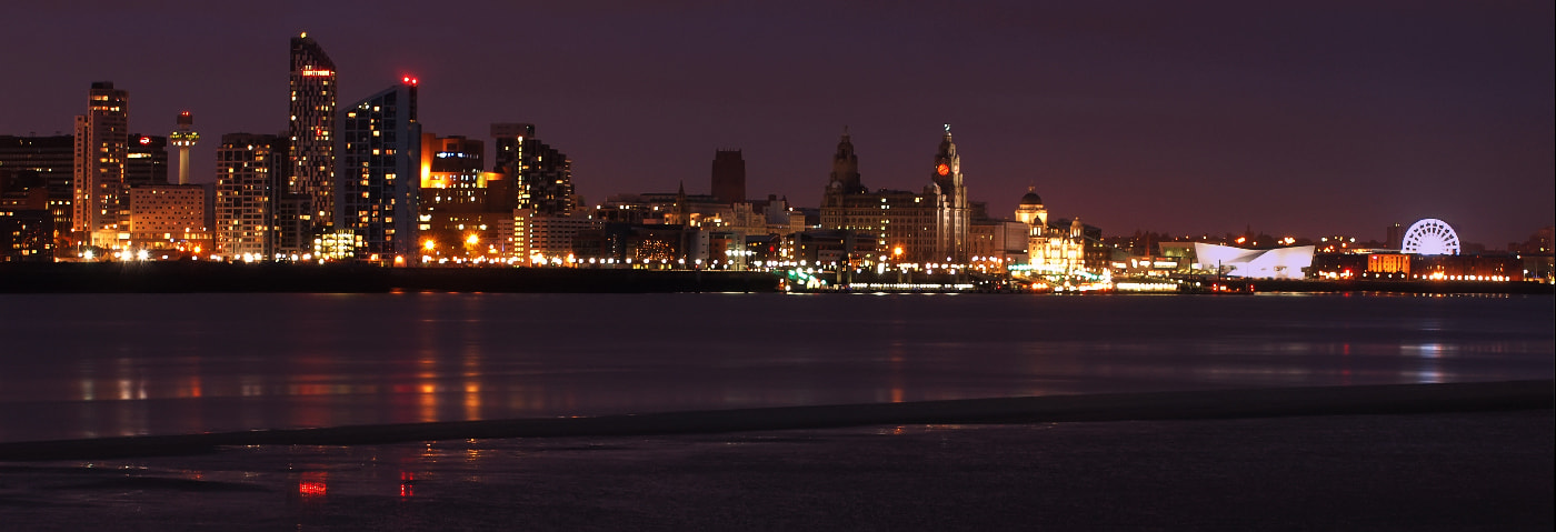 Olympus E-600 (EVOLT E-600) sample photo. Liverpool at night photography