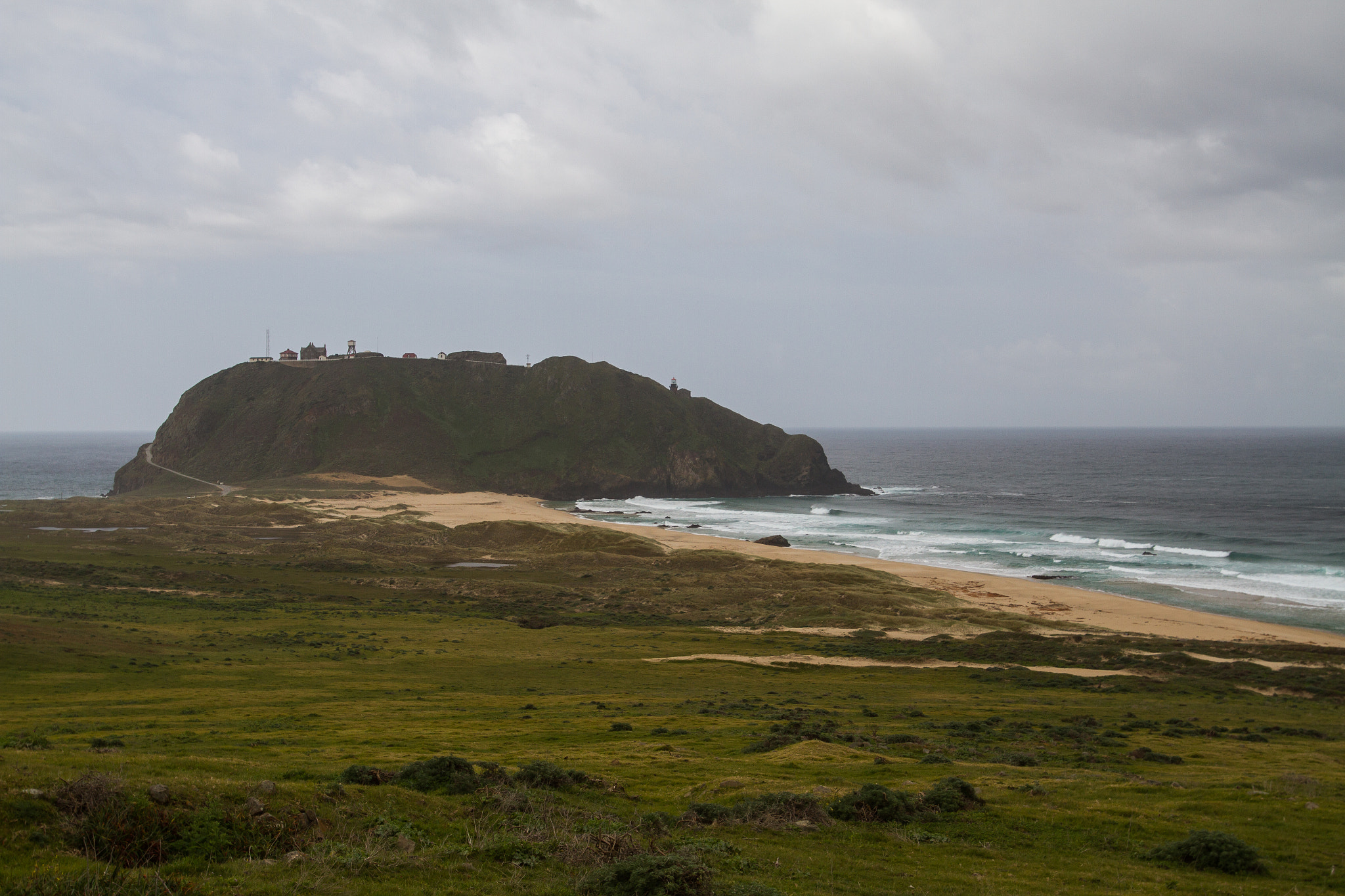 Canon EOS 7D + Canon EF 16-35mm F2.8L USM sample photo. Point sur lighthouse photography