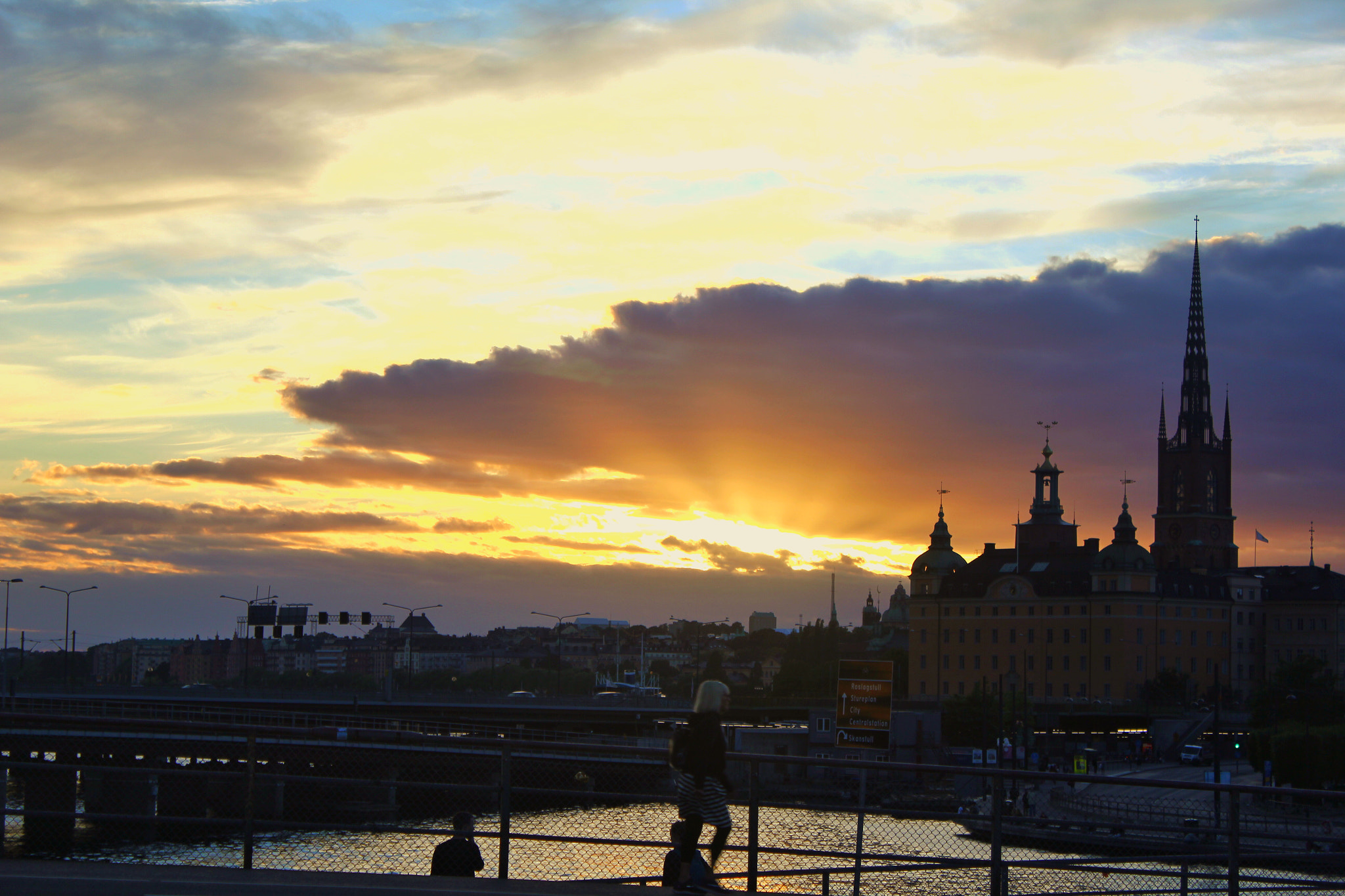 Canon EF-S 18-55mm F3.5-5.6 IS sample photo. Dawn stockholm photography