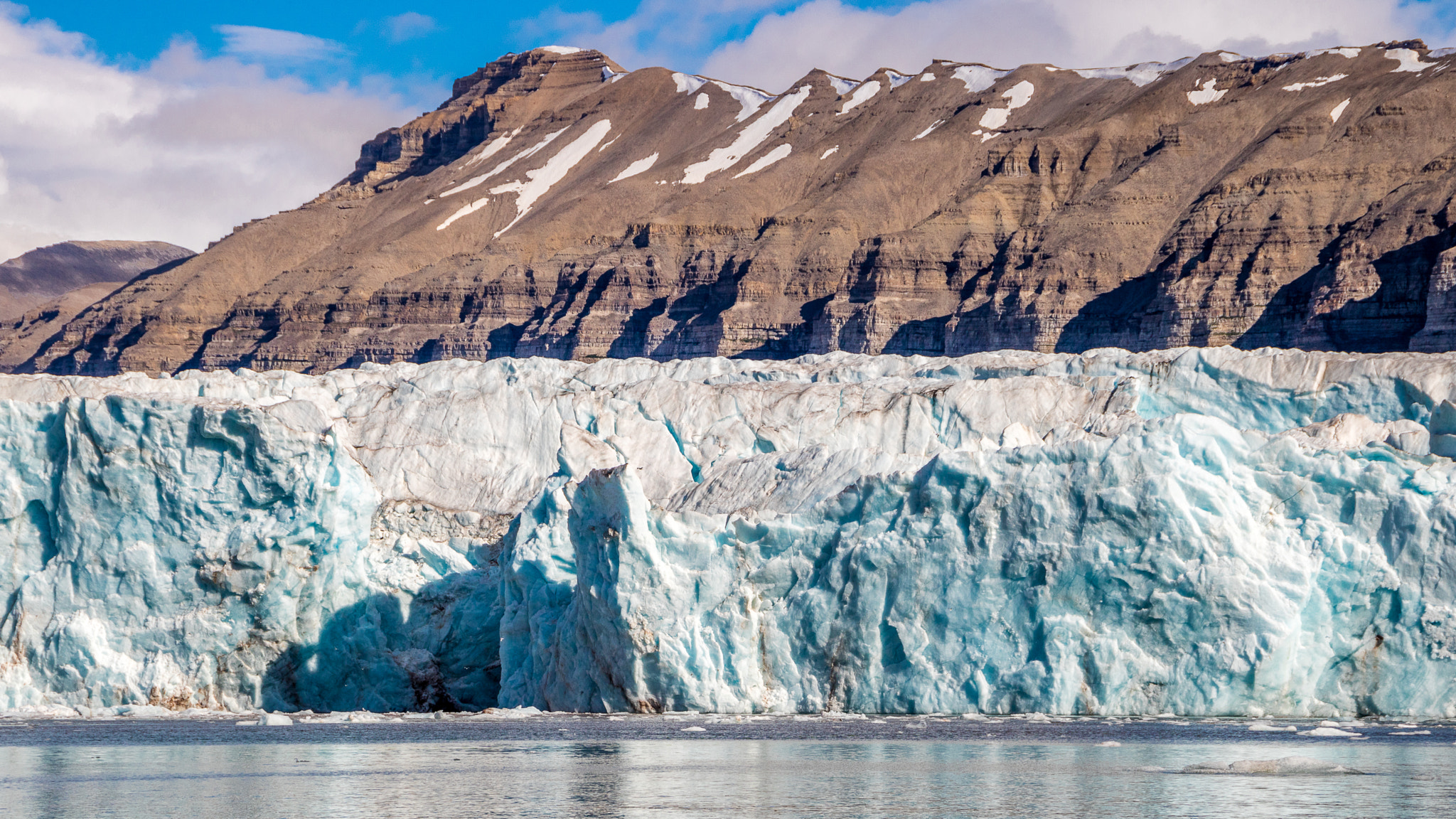 Sigma 18-250mm F3.5-6.3 DC OS HSM sample photo. Tunabreen in tempelfjorden, svalbard photography