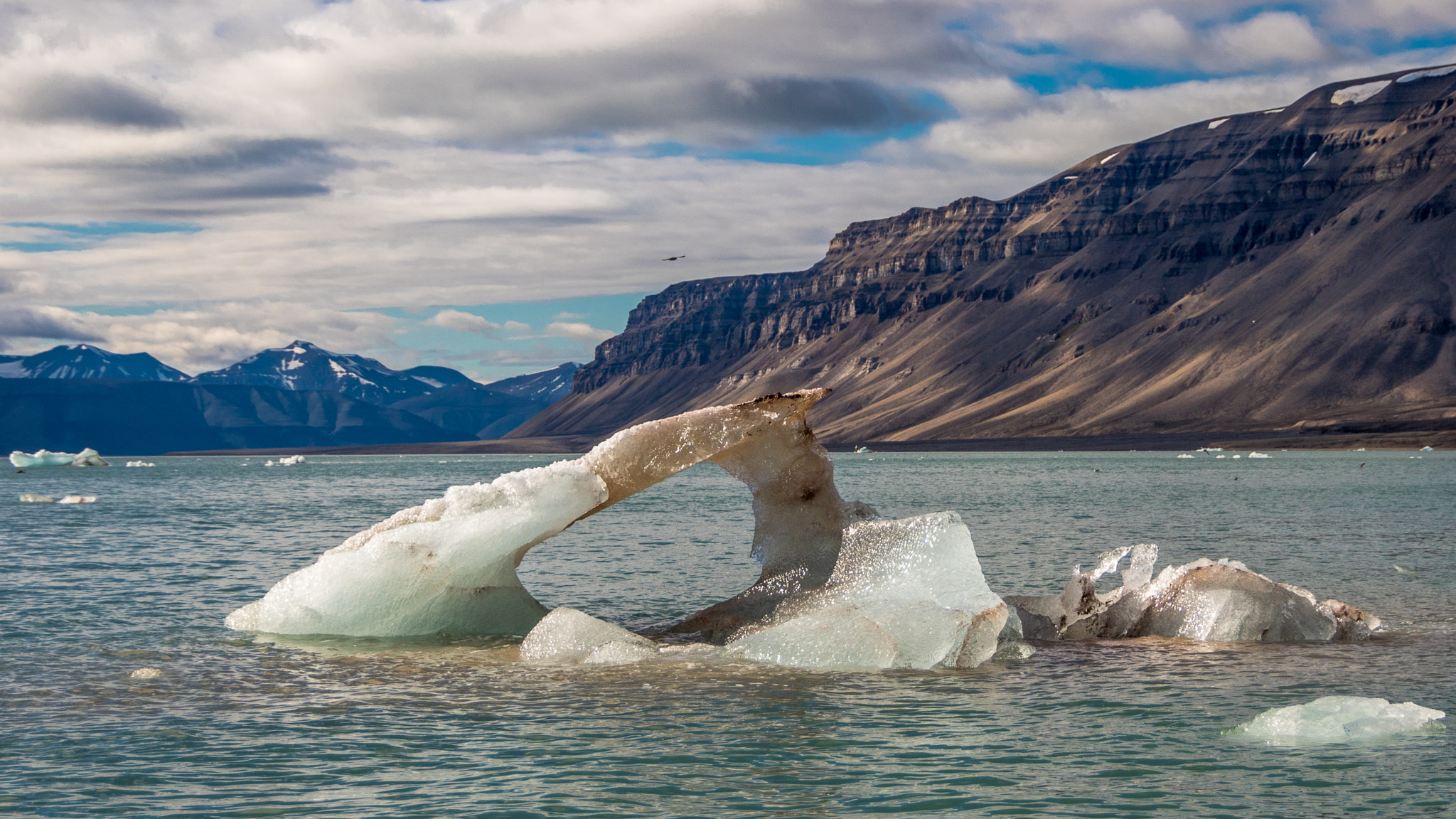 Sigma 18-250mm F3.5-6.3 DC OS HSM sample photo. Ice floes in tempelfjorden 5 photography