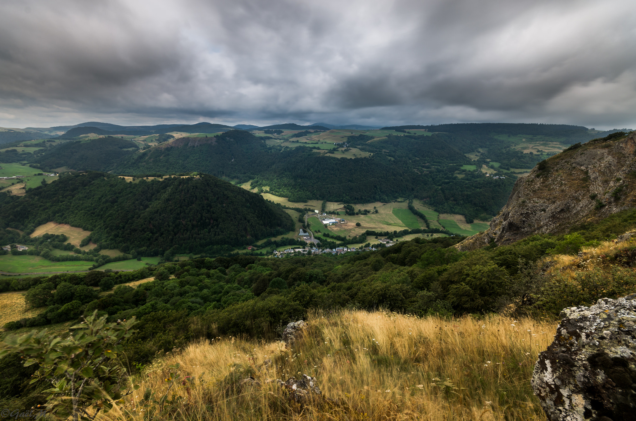 Sigma AF 10-20mm F4-5.6 EX DC sample photo. Valbeleix - auvergne photography