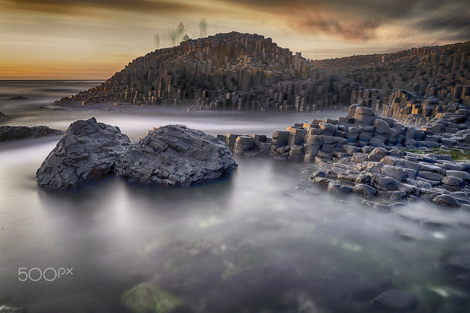 24-70mm F2.8 sample photo. Ghost movements on giants causeway photography