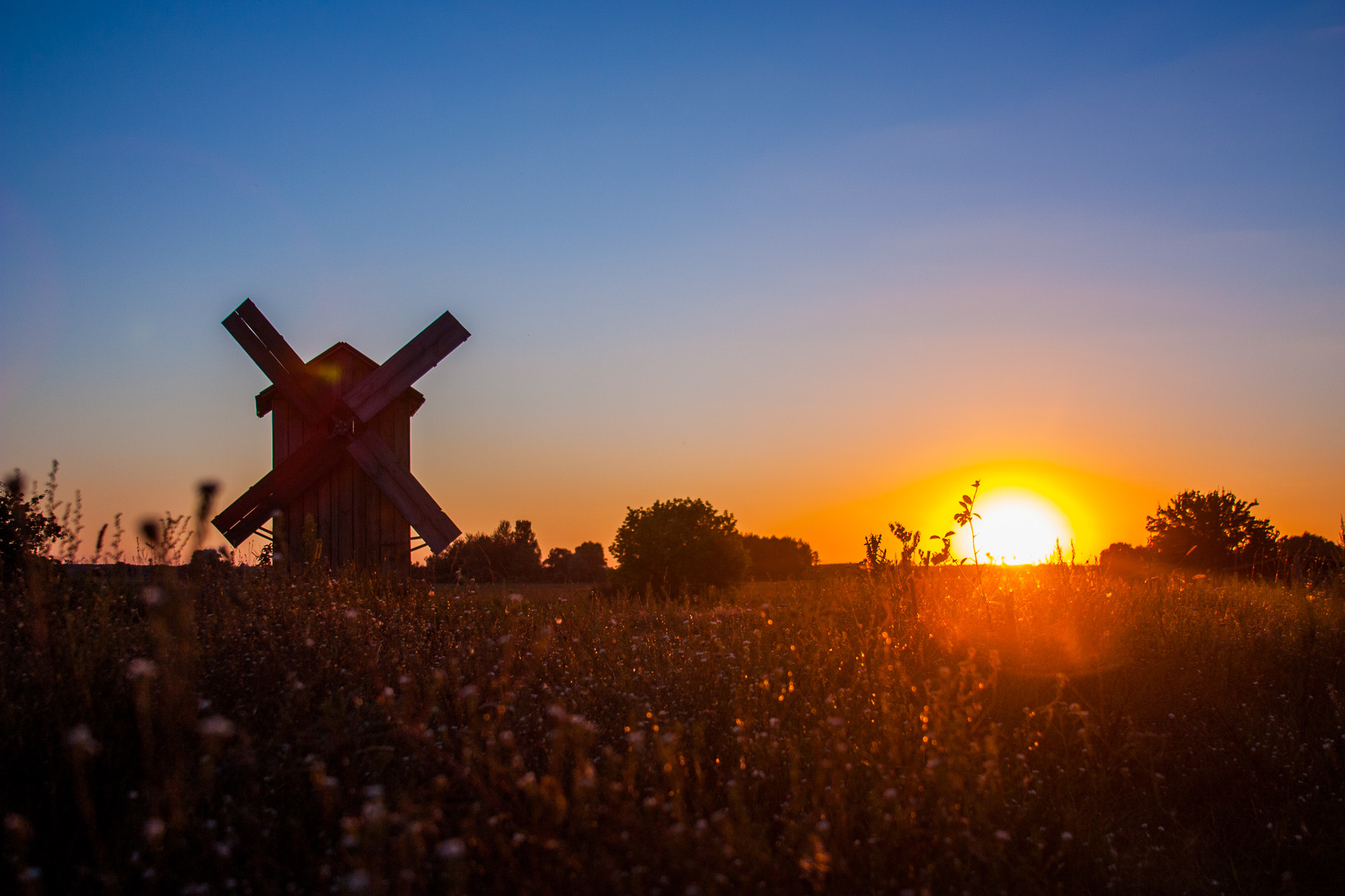 Canon EF 28-135mm F3.5-5.6 IS USM sample photo. Magic sunset in a magic place photography