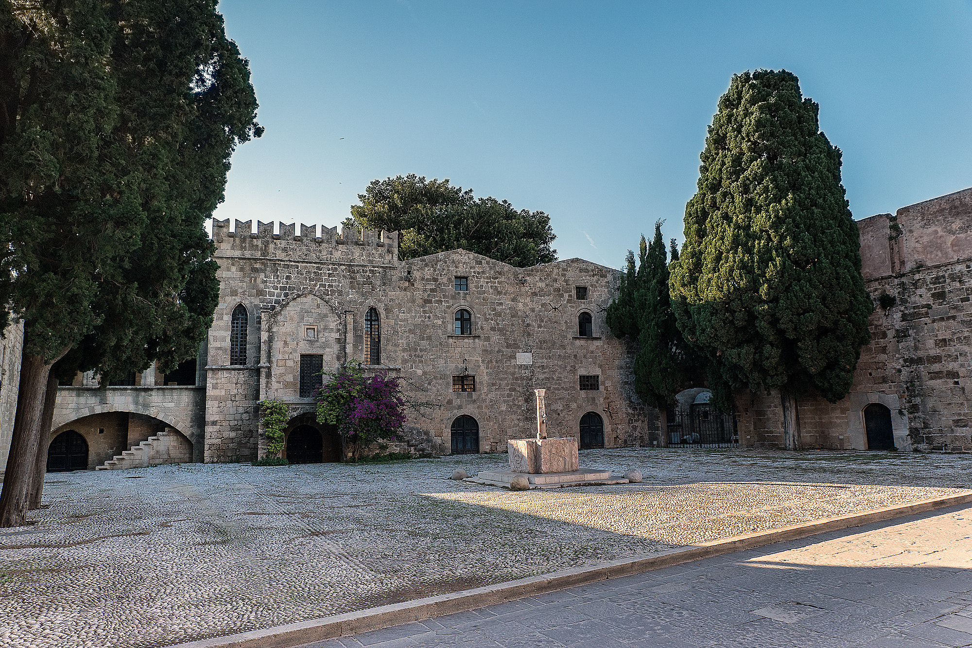 24-70mm F2.8-2.8 SSM sample photo. Rhodos stadt photography