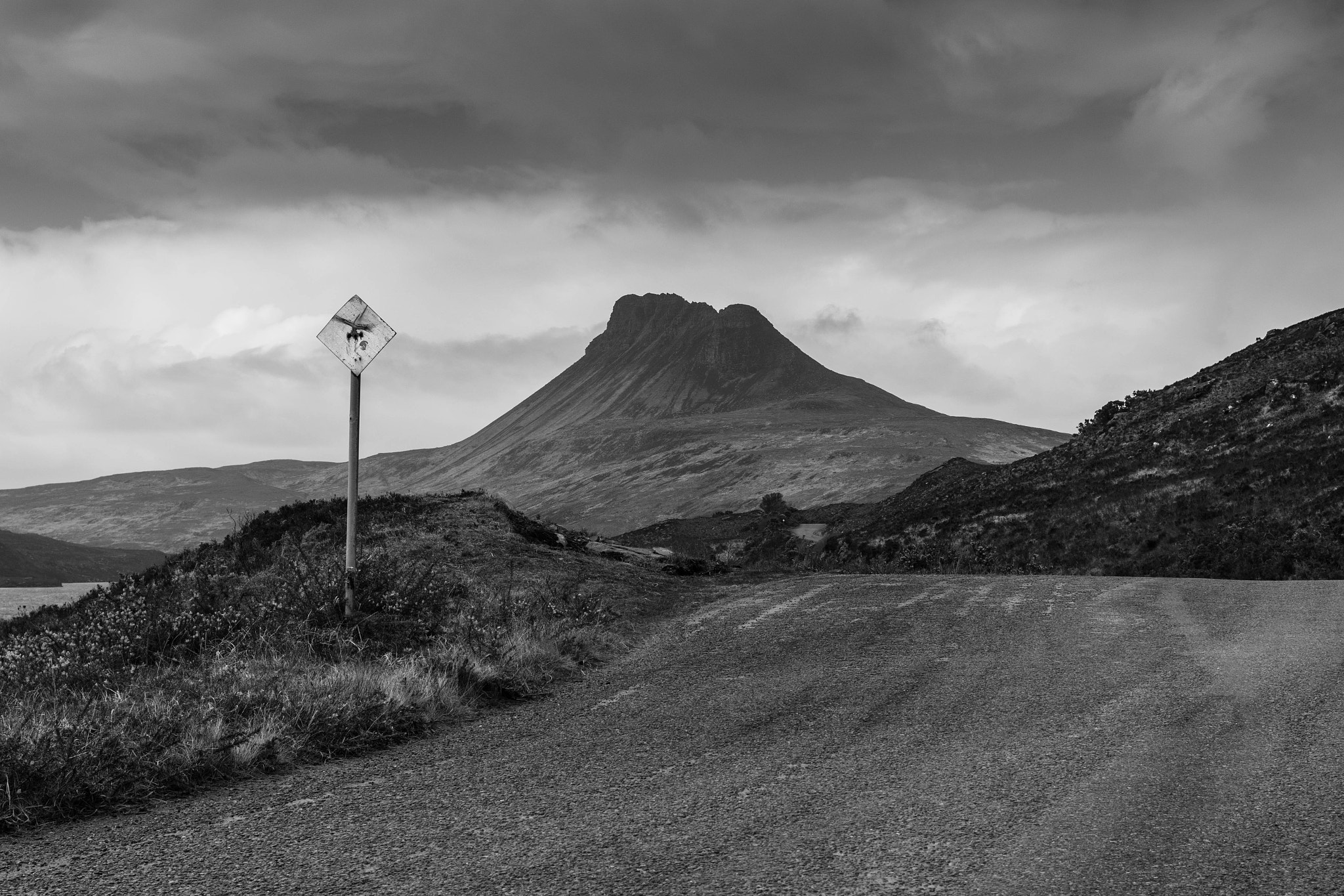 Canon EF 40mm F2.8 STM sample photo. Just another highlands road photography