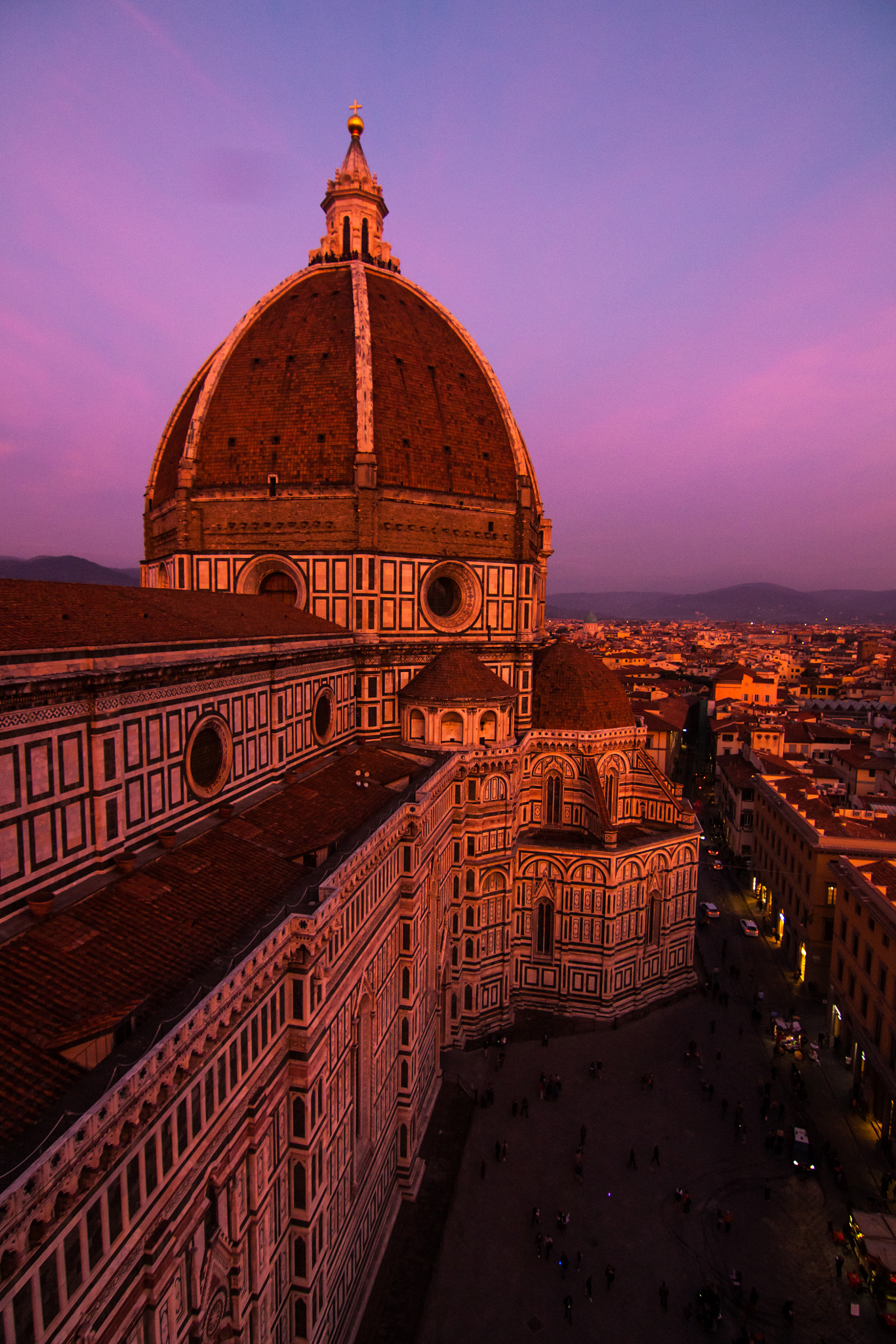 Canon EOS 450D (EOS Rebel XSi / EOS Kiss X2) sample photo. Duomo sunset photography
